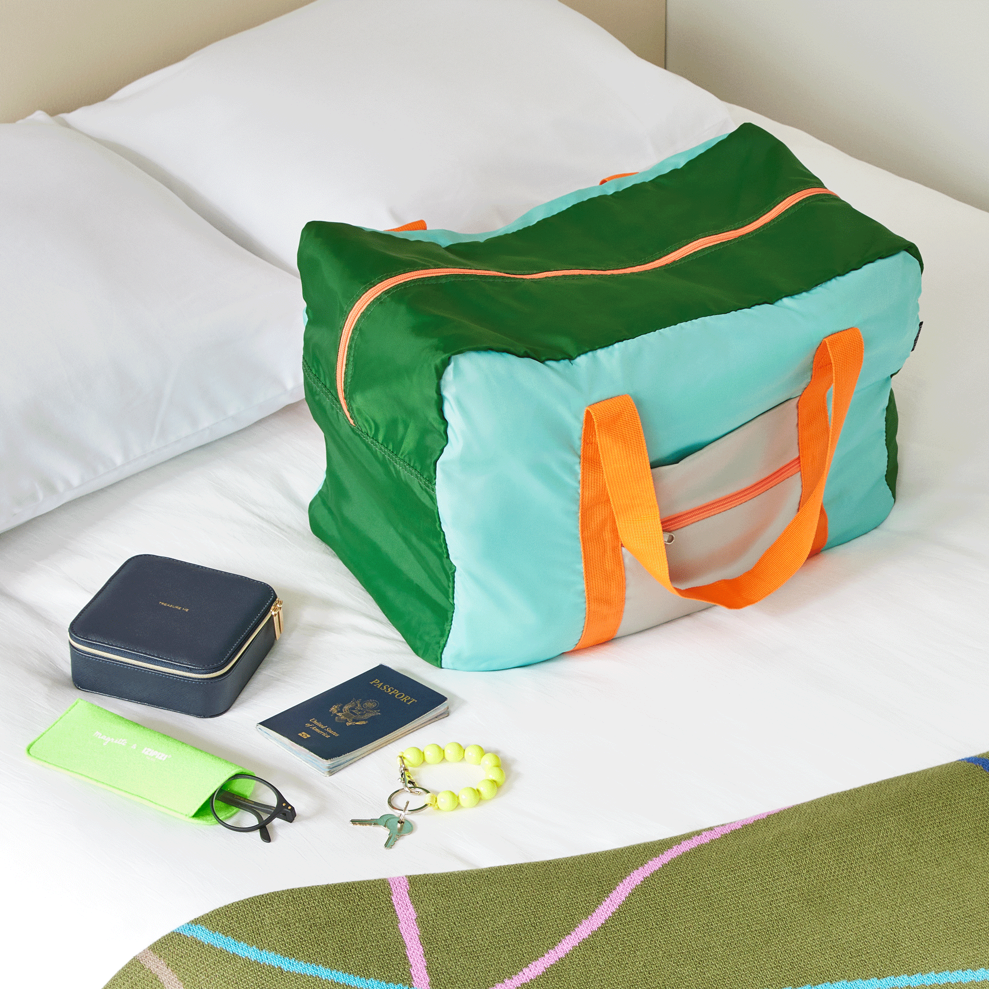 Remember Duffle Travel Bag - Green - Image 3