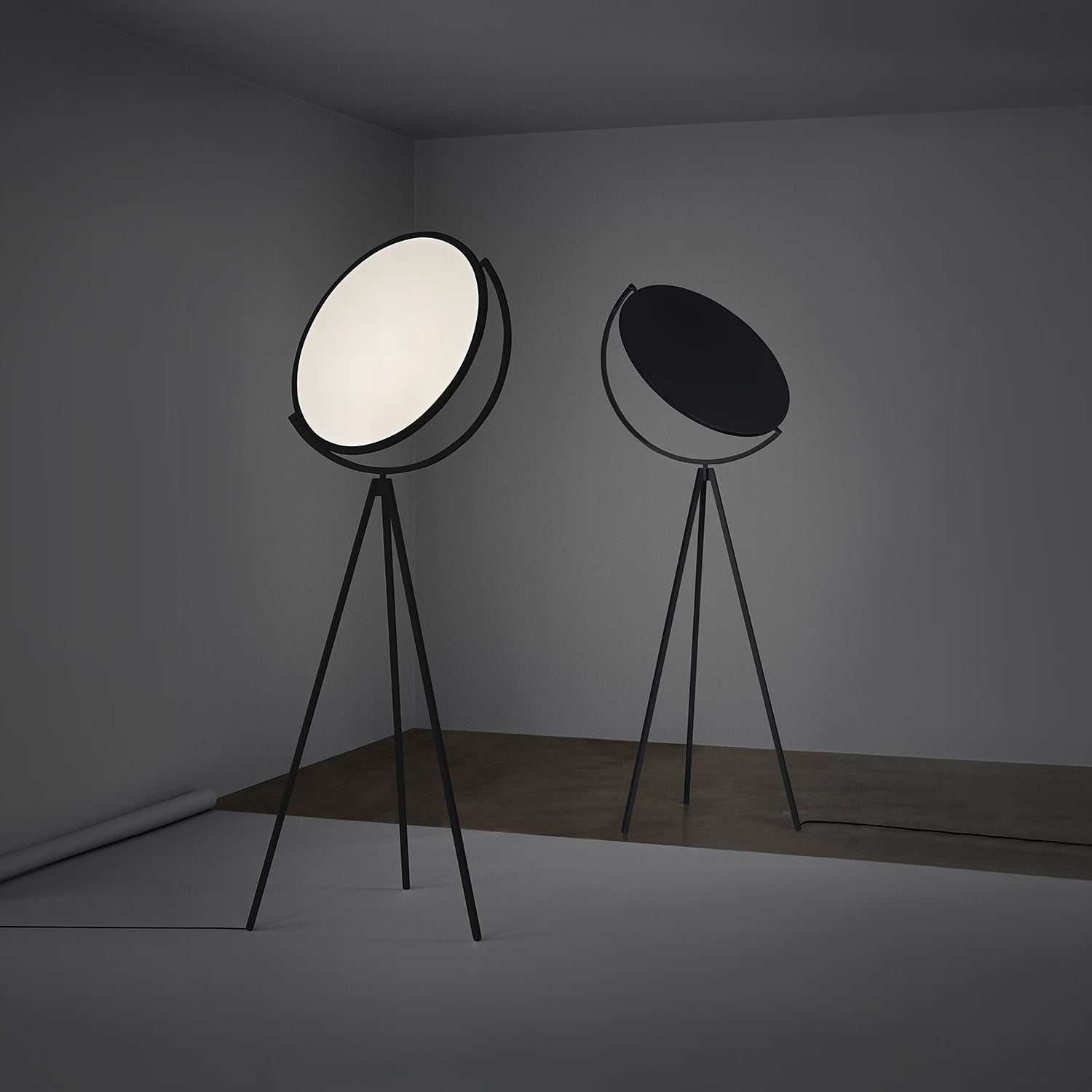 Superloon Floor Lamp - Image 2