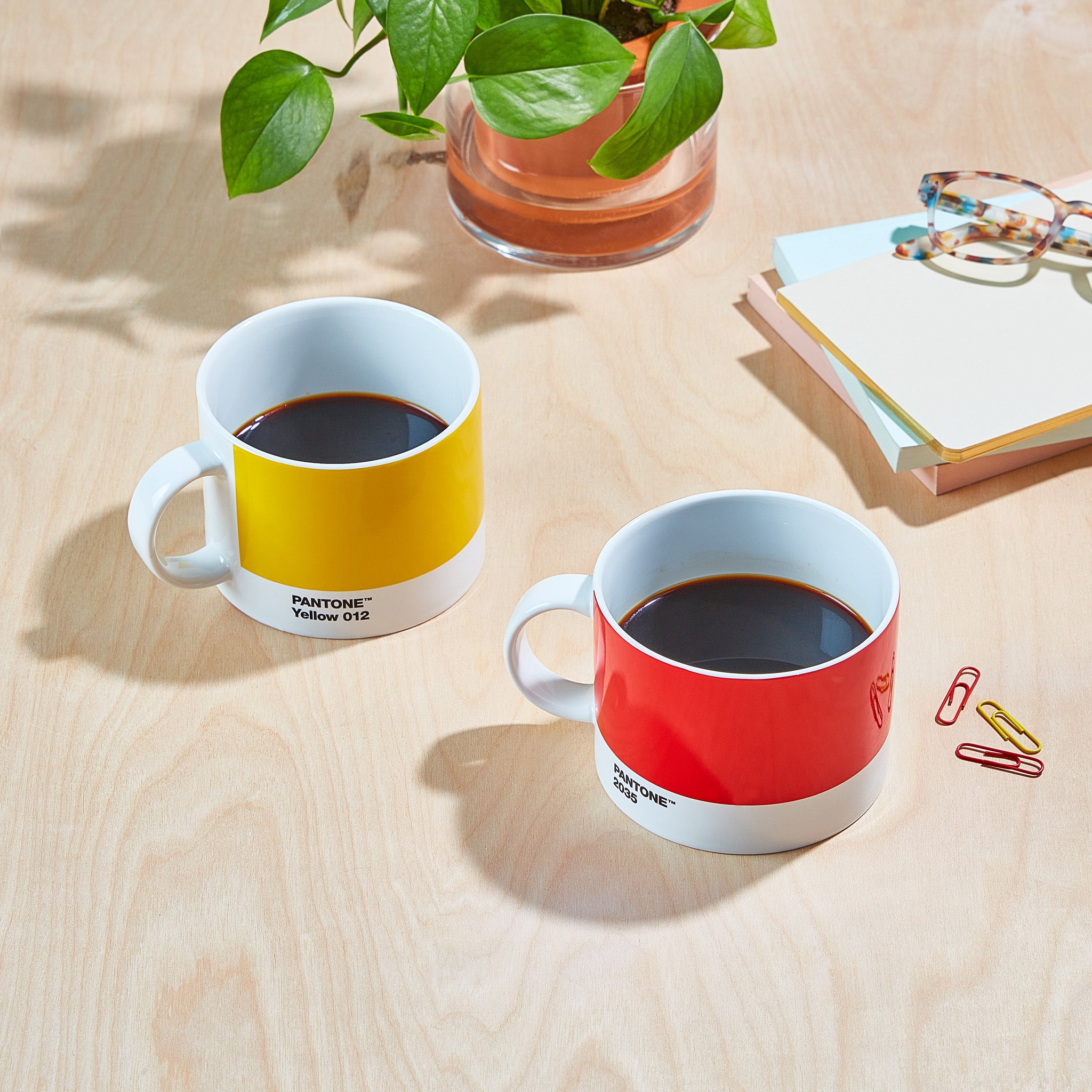 Pantone Wide Tea Cup - Red - Image 8