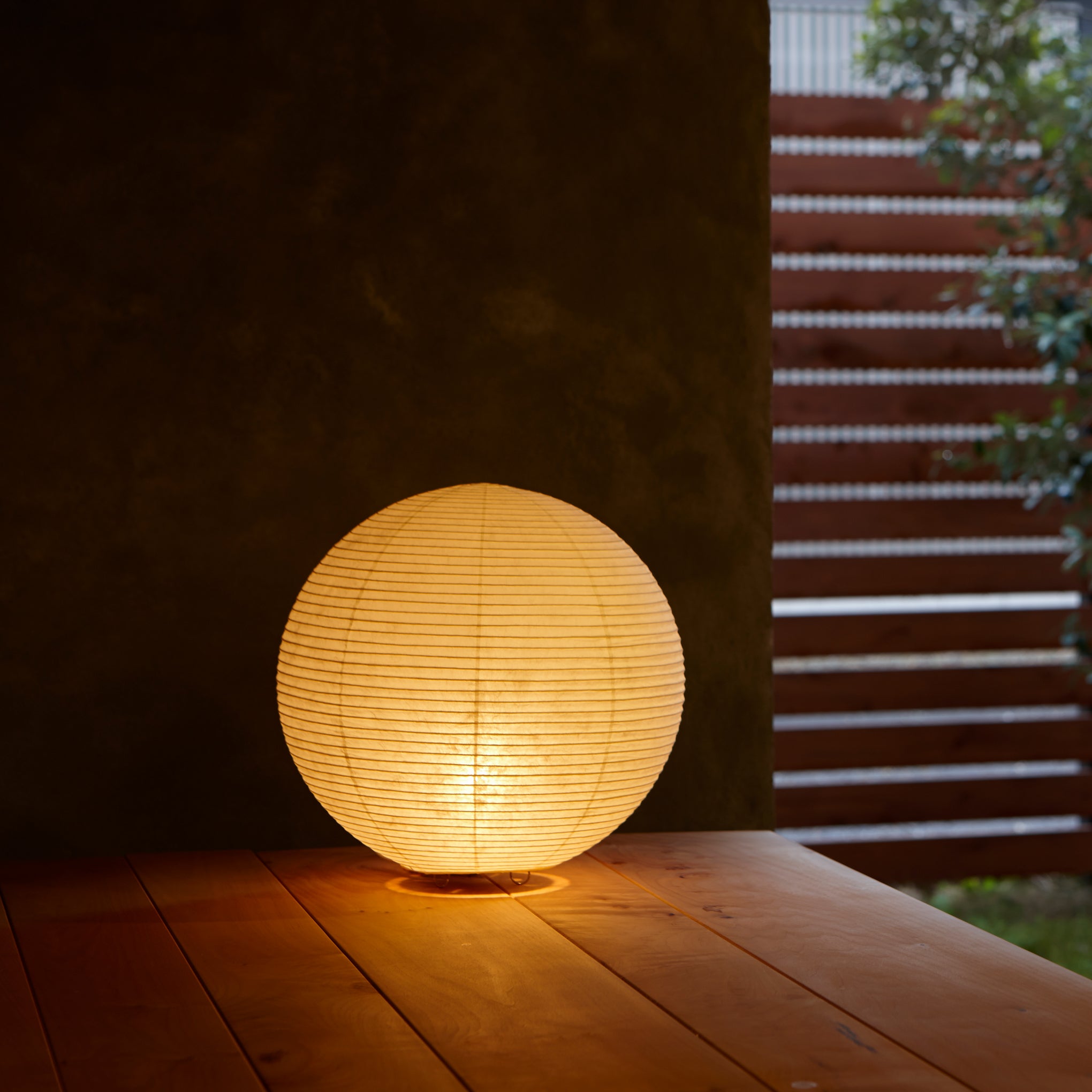 Paper Moon Lamp - Globe - Image 5