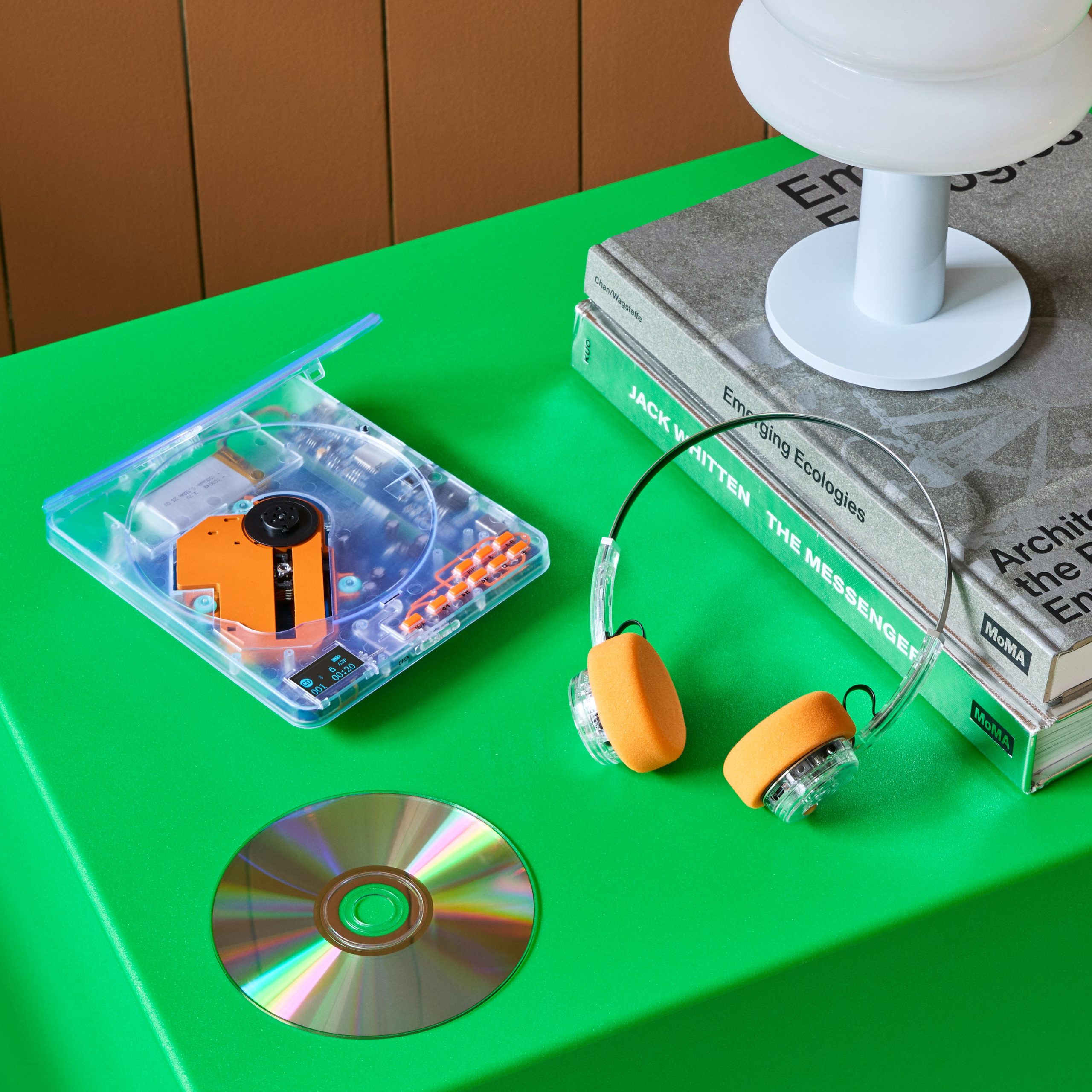 Retradisc Portable Bluetooth CD Player - Image 2