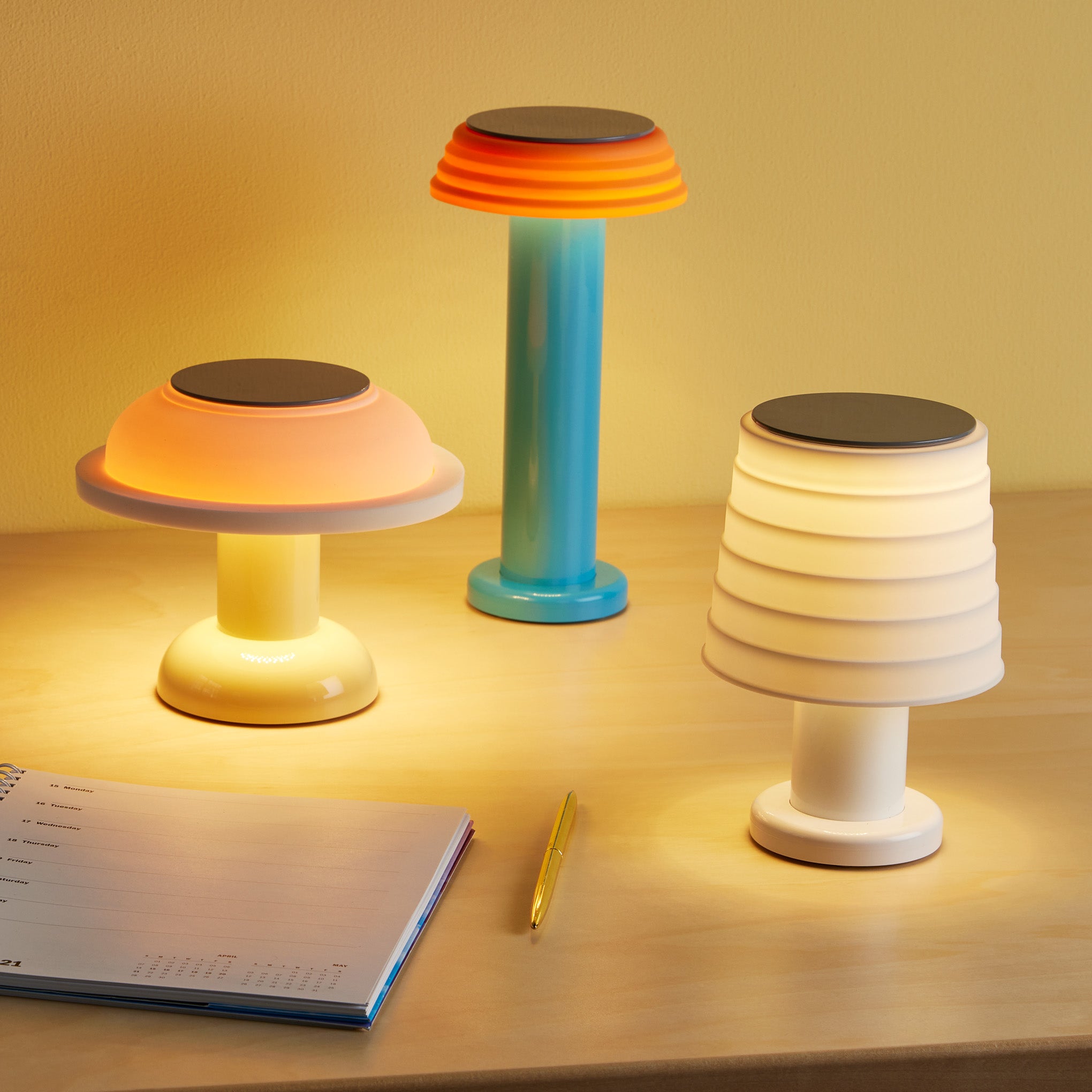 SOWDEN PL5 Portable Lamp - Image 6