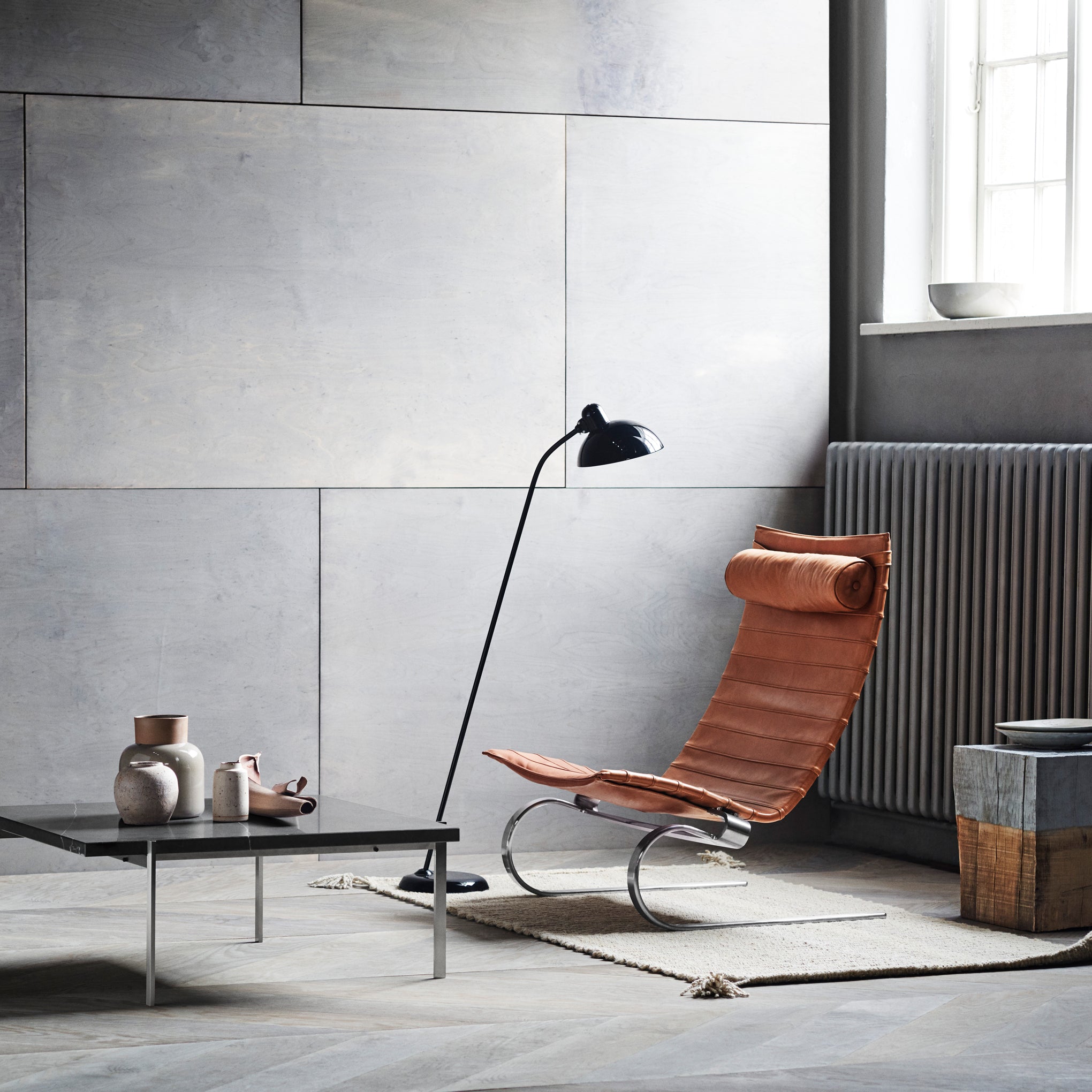 Kaiser-idell Floor Lamp - Gloss Black - Image 2