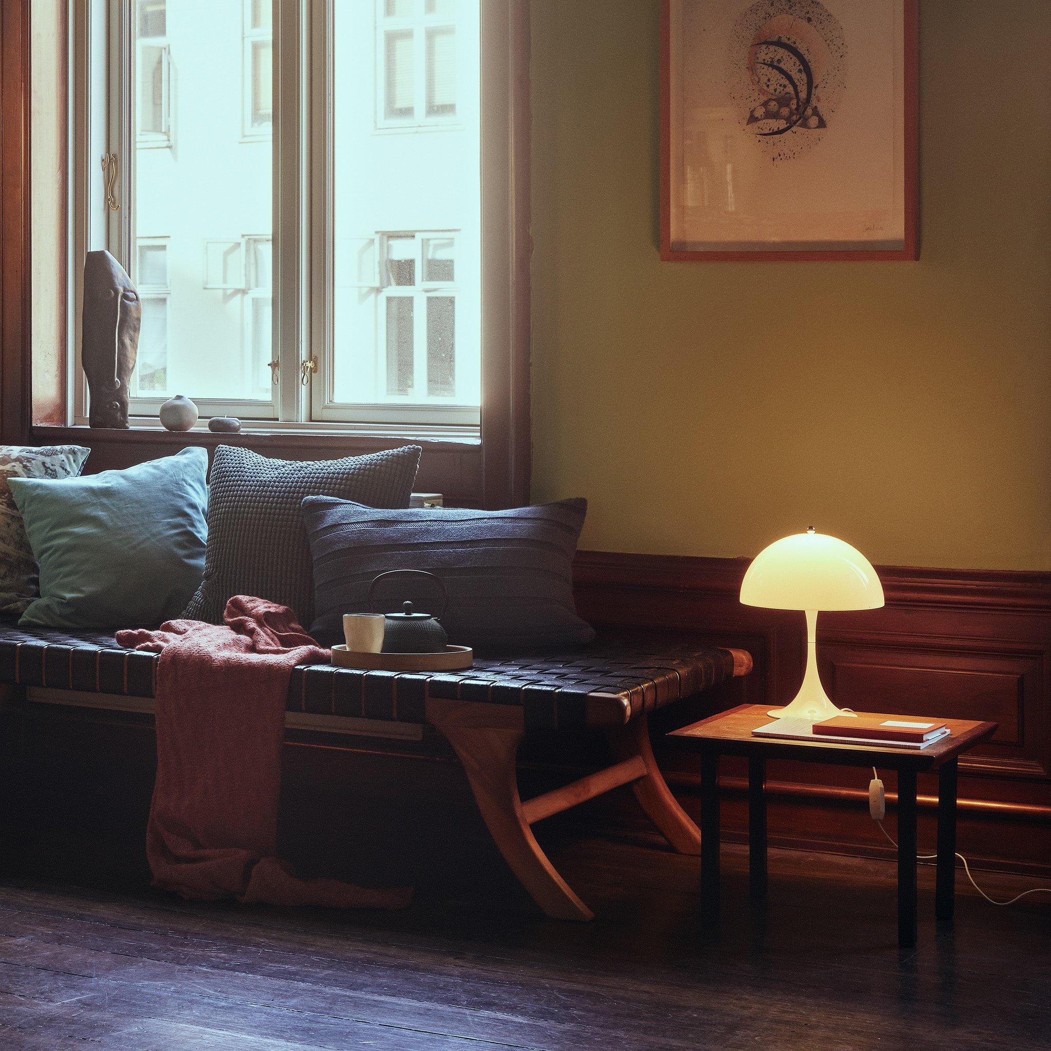 Panthella 250 Table Lamp - White Opal - Image 2