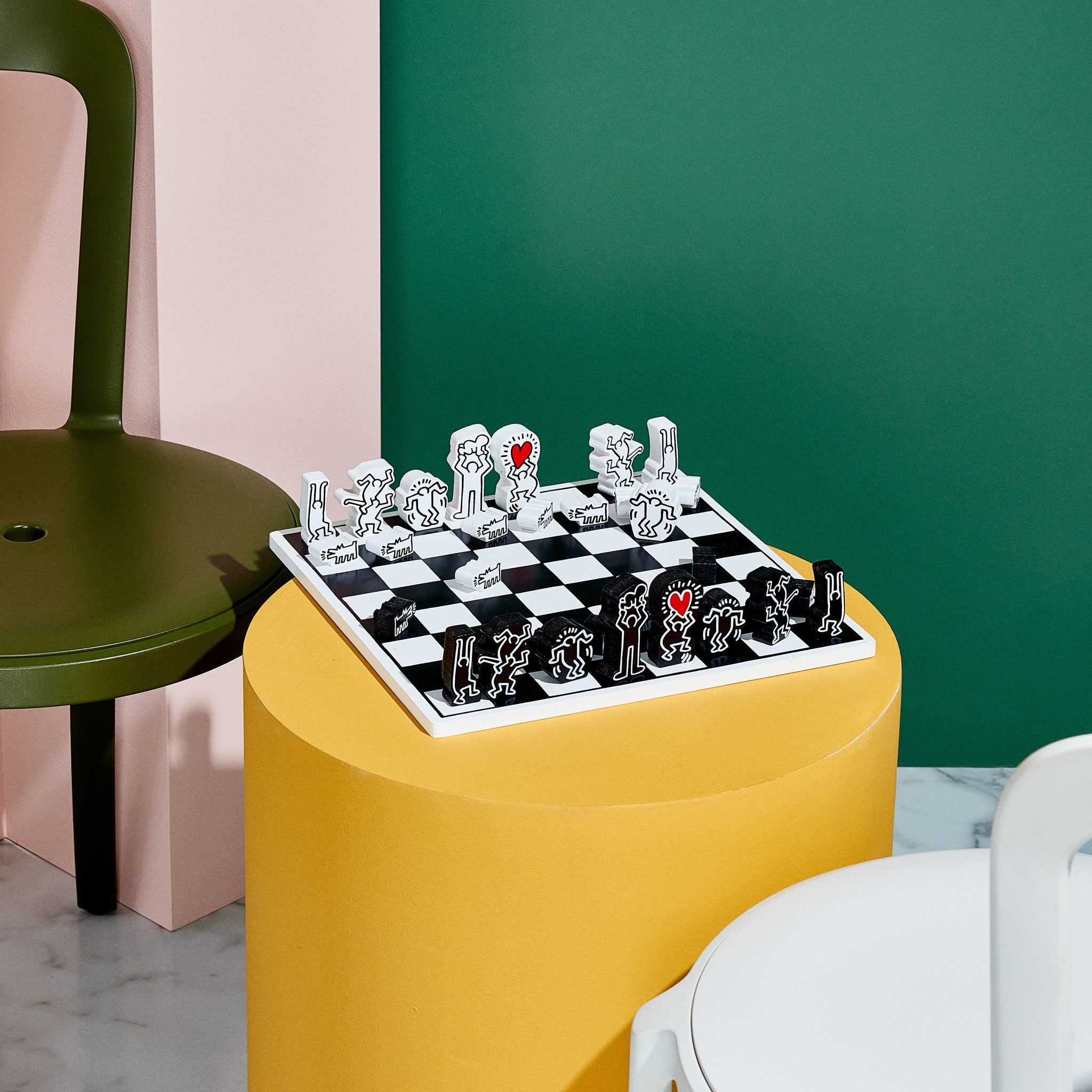 Keith Haring Chess Set - Image 4