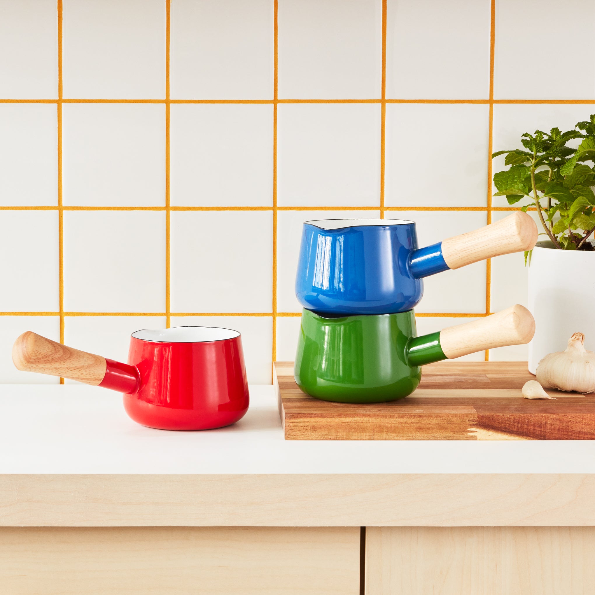 Porcelain Enamel Milk Pan - Green - Image 5