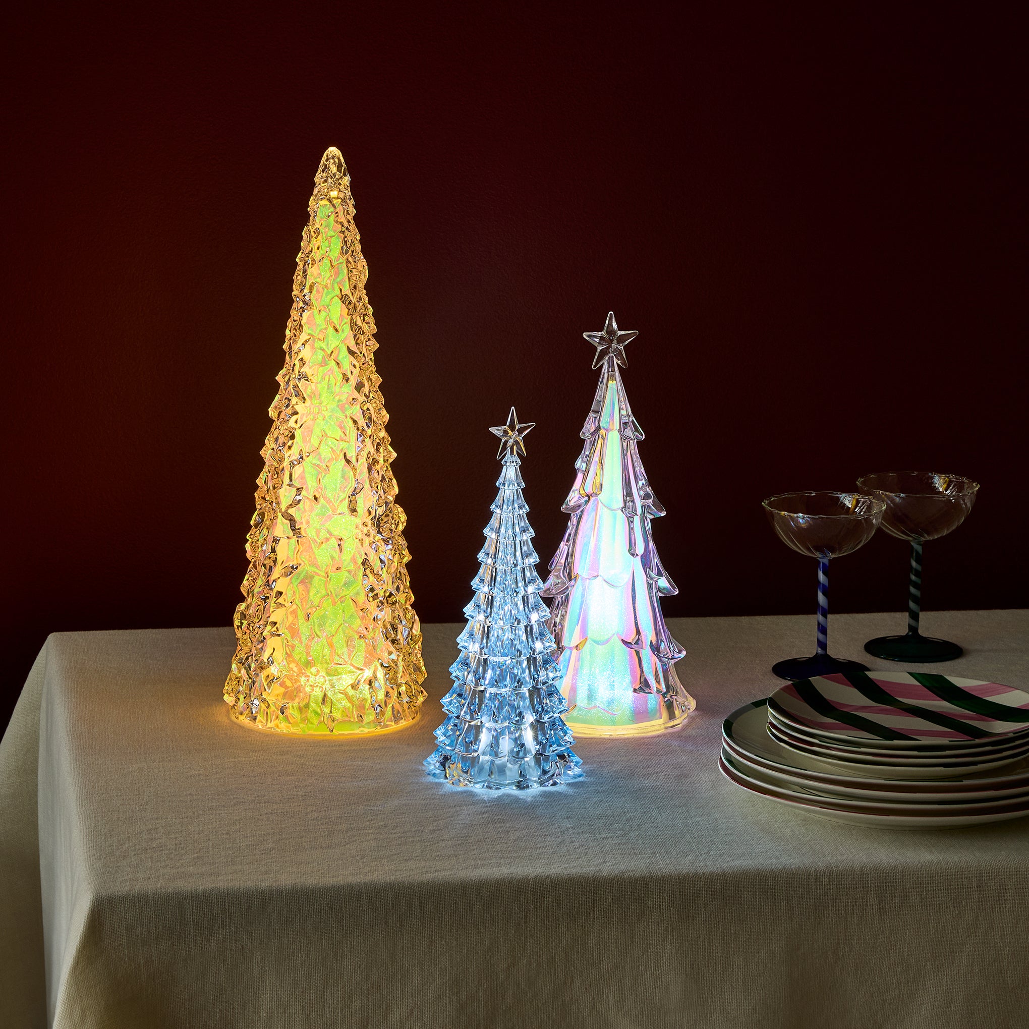 Shimmering LED Holiday Tree - Cascade - Image 2