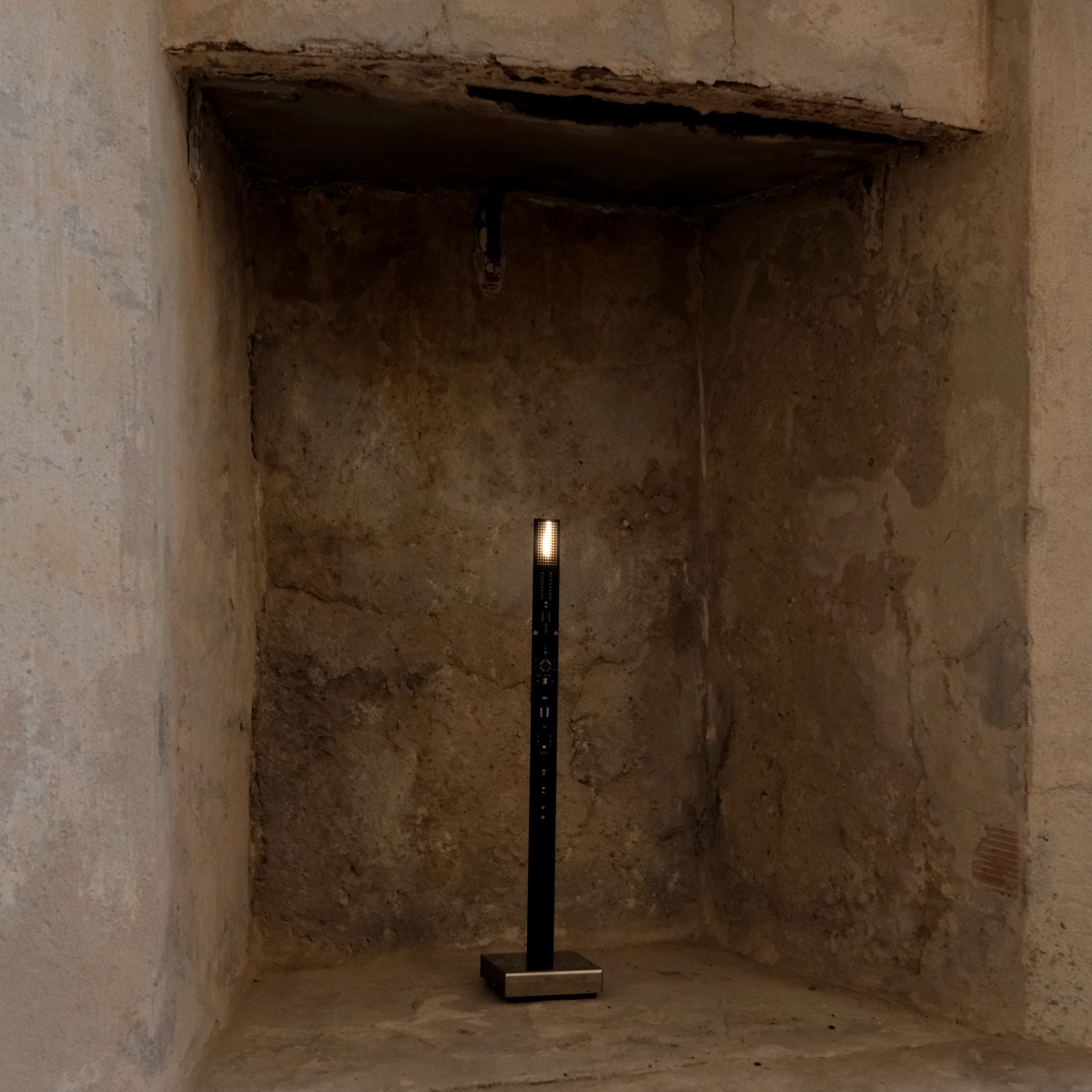 My New Flame Portable LED Lamp - Red - Image 2