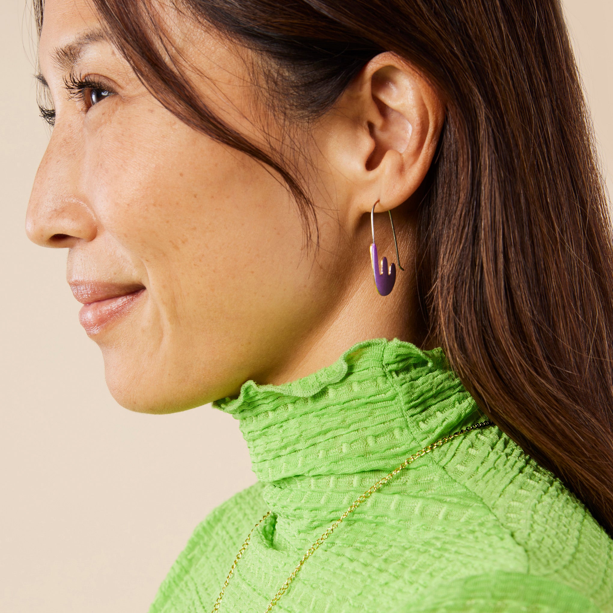 Sibilia M Wire Hoop Earrings - Image 2