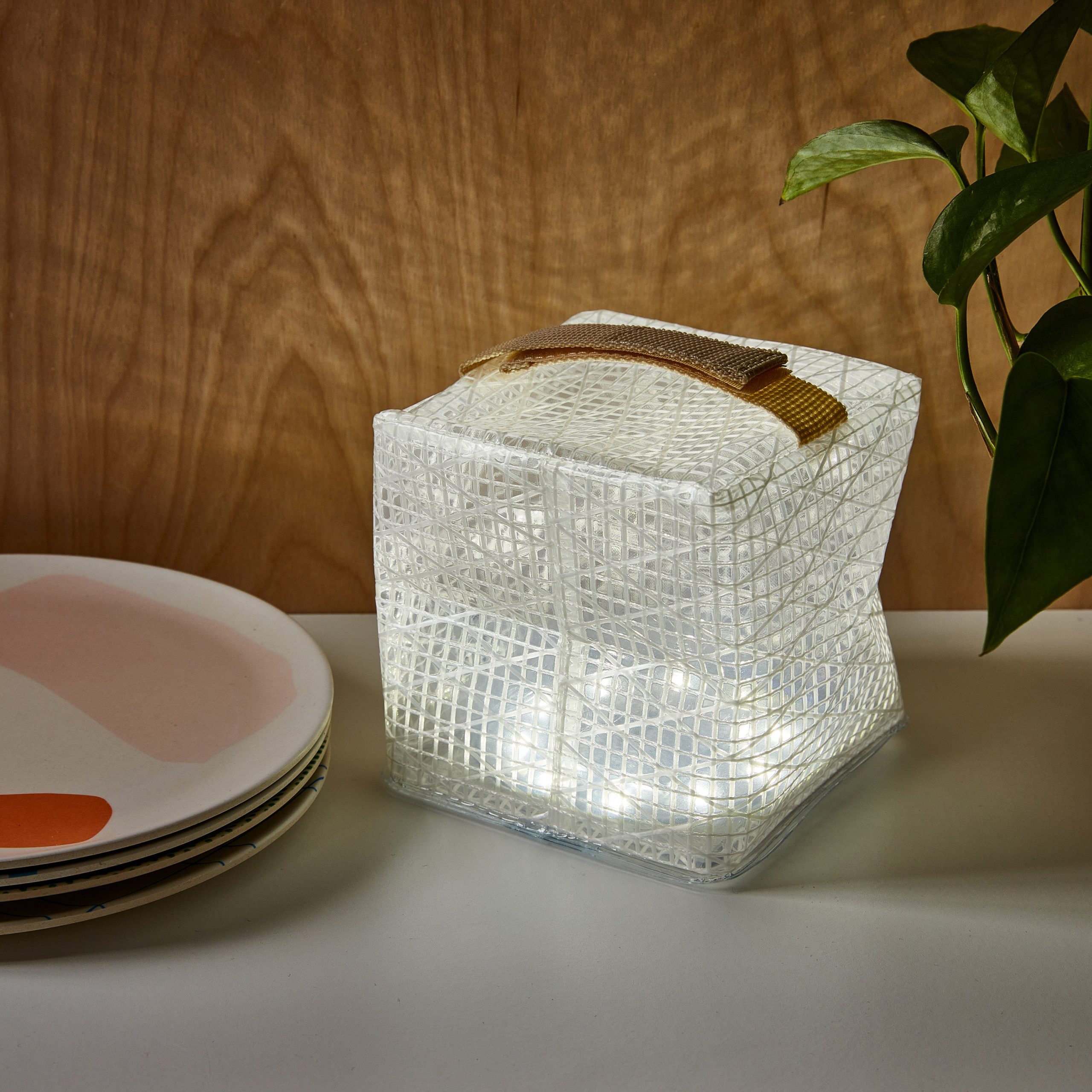 SolarPuff Outdoor Lamp - White - Image 2