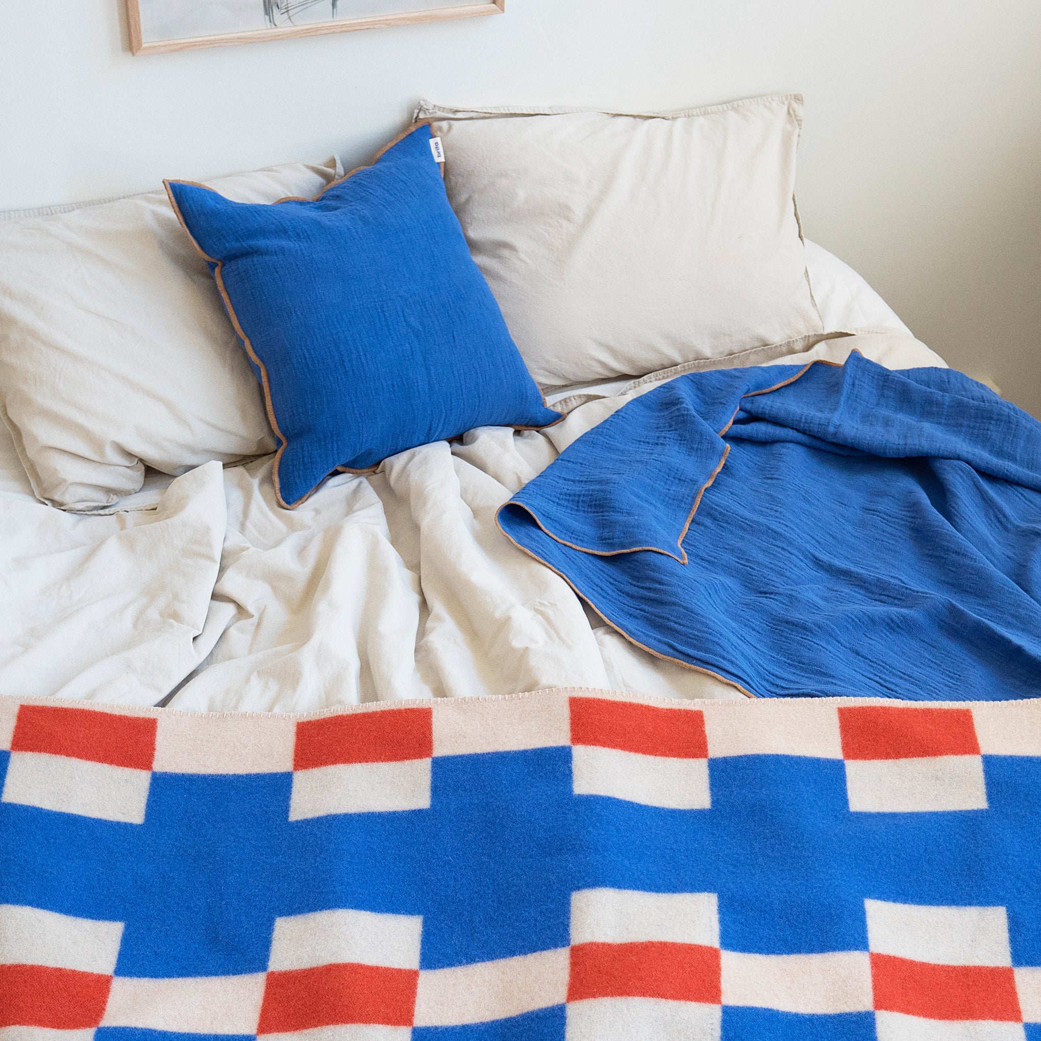 Marta Lambswool Blanket - Image 5