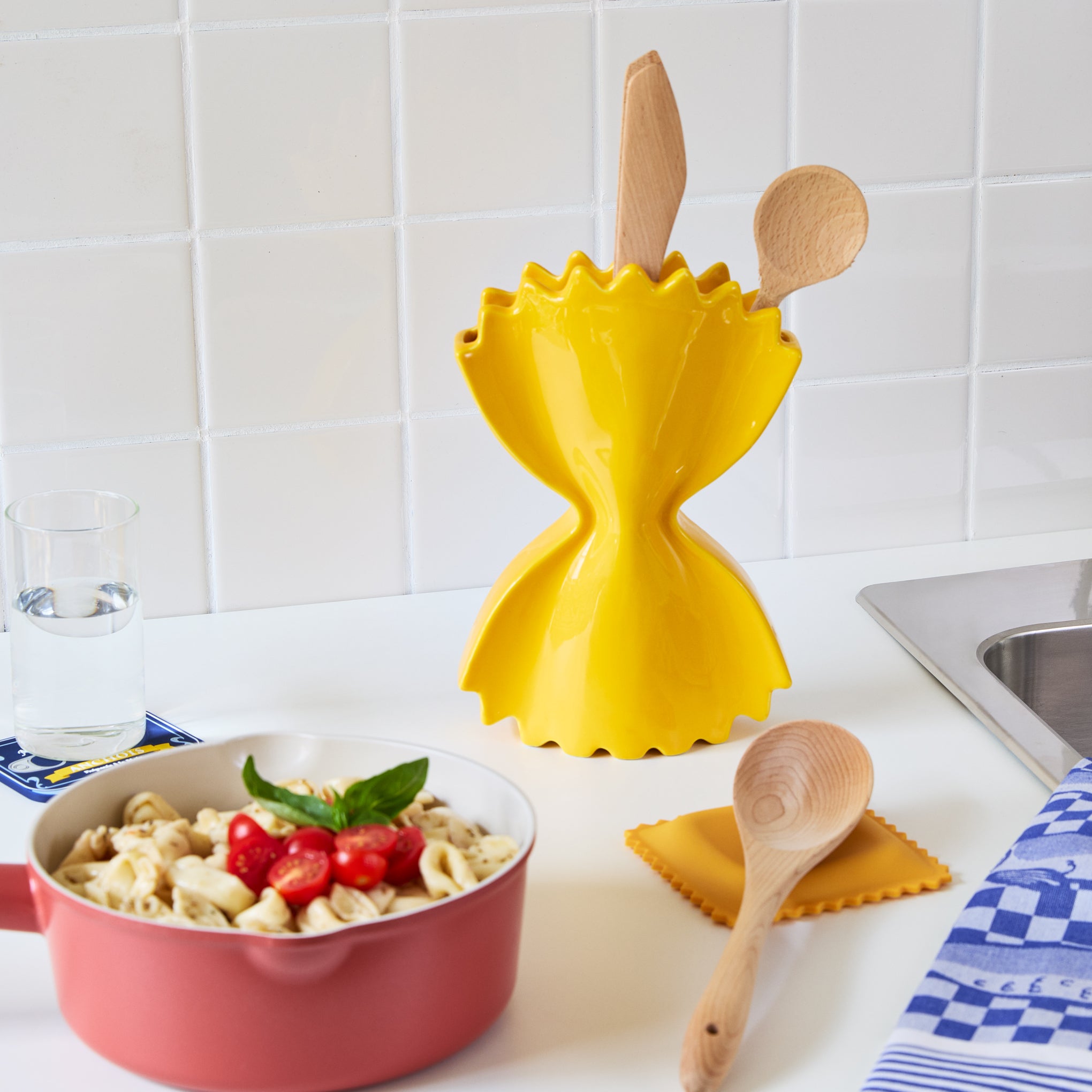 Pasta Ceramic Vase - Image 2