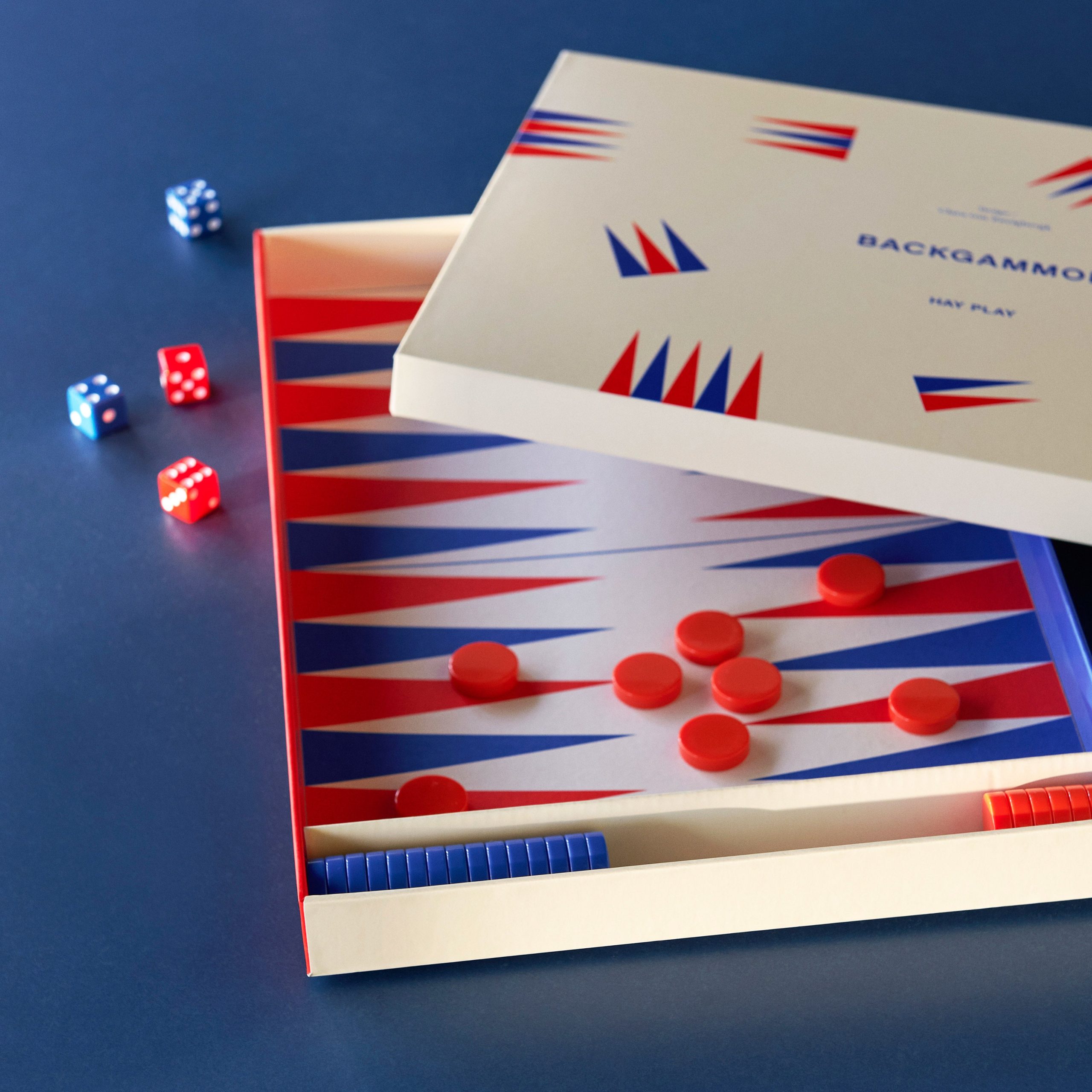 HAY PLAY Family Backgammon Set - Image 3