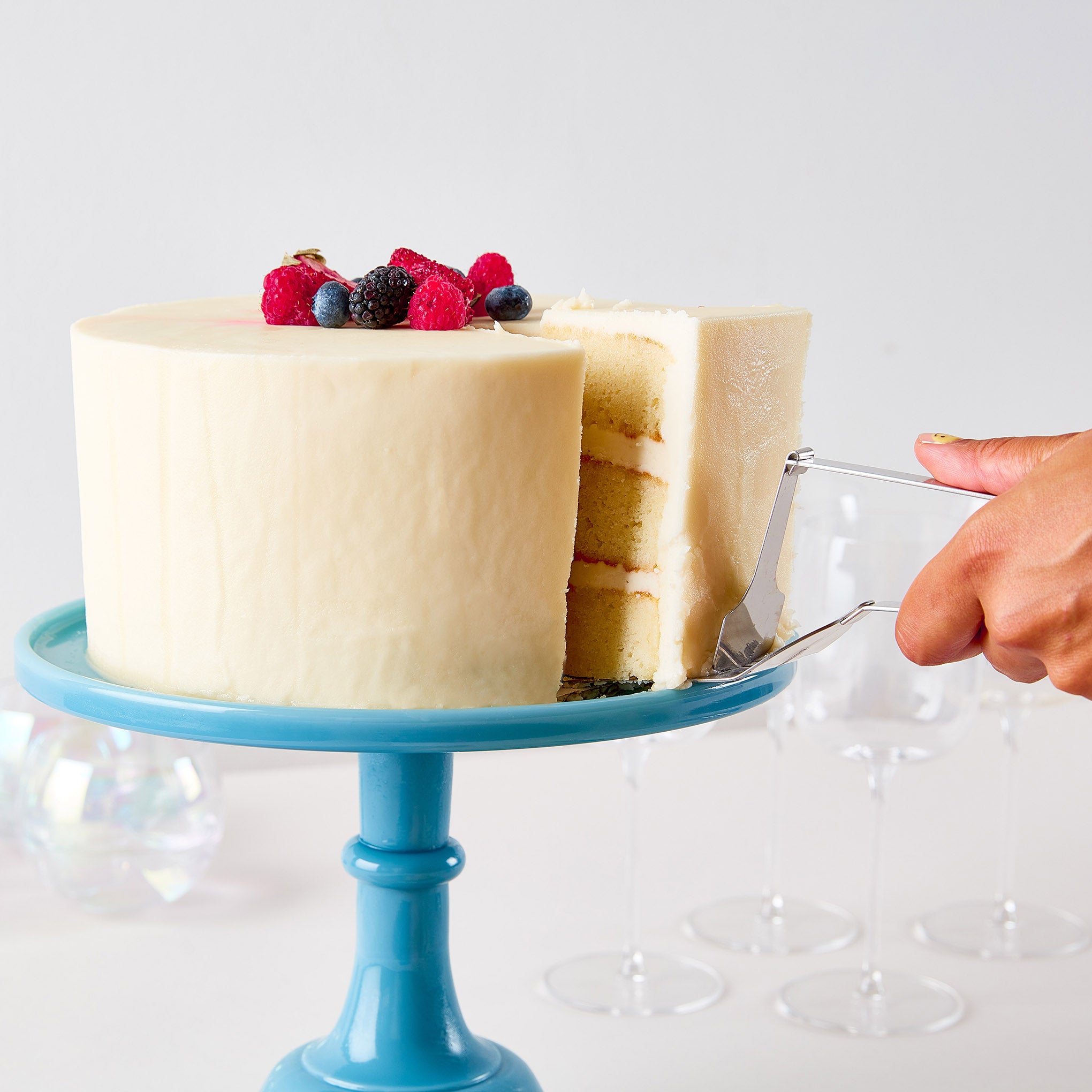 One-Handed Cake Server - Image 4