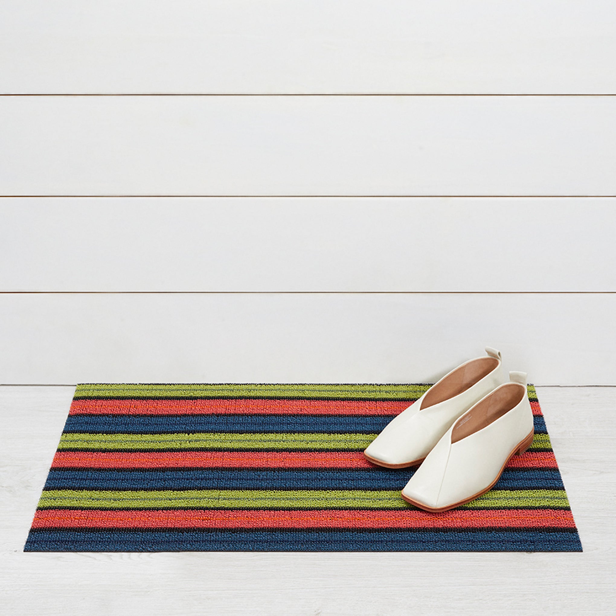 Chilewich Ribbon Stripe Shag Floor Mat - Limelight - Image 3