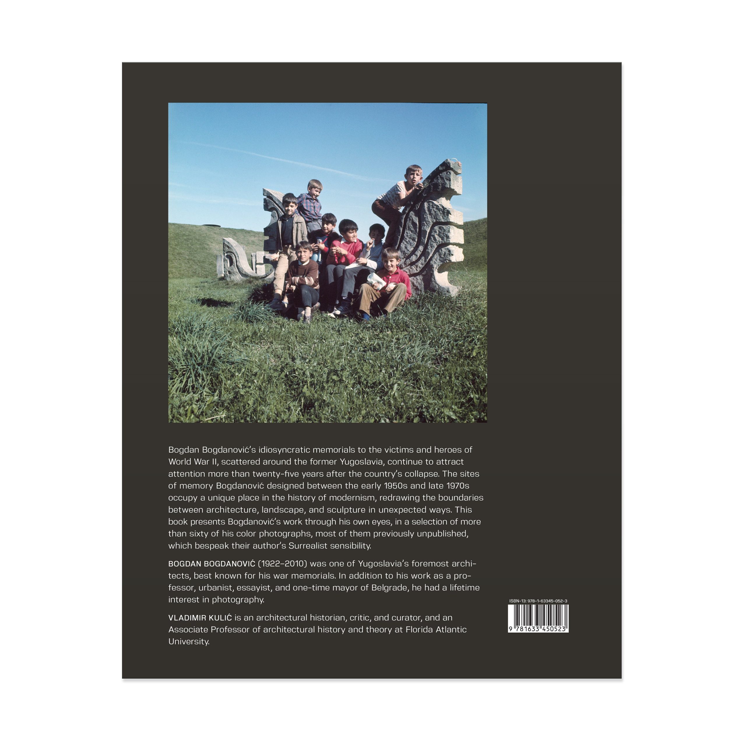 Bogdanović by Bogdanović: Yugoslav Memorials through the Eyes of Their Architect - Hardcover - Image 3