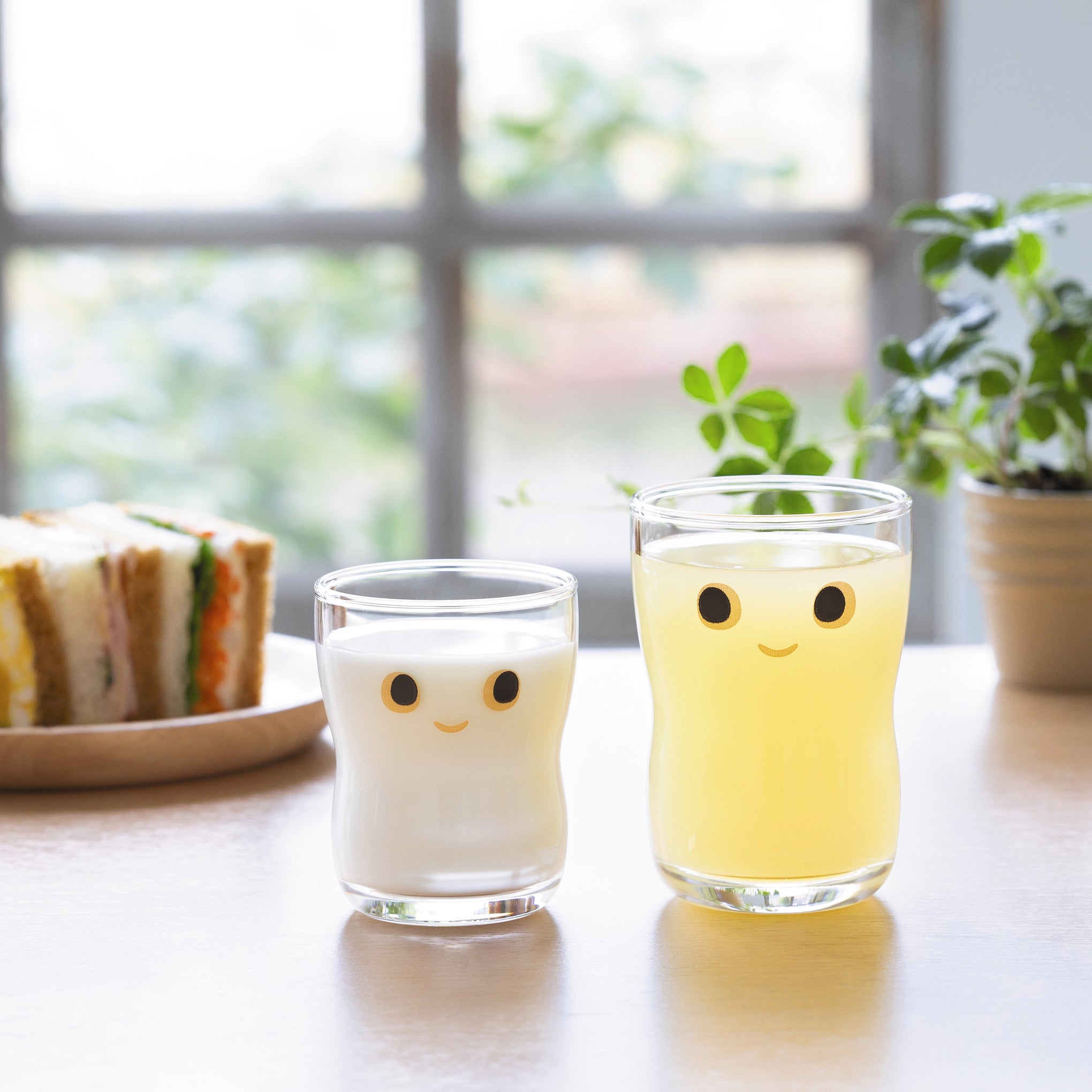 Smile Glasses - Set of 2 - Image 2