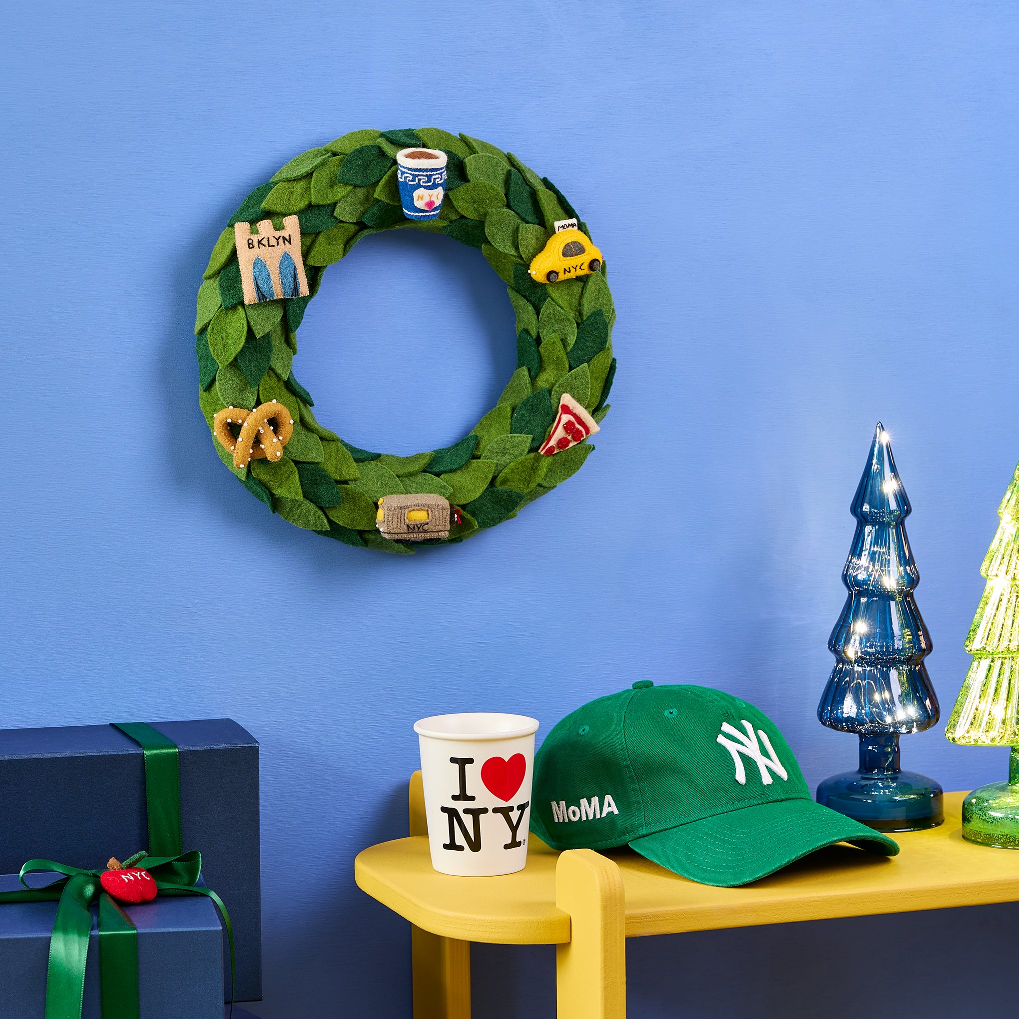 MoMA NYC Felt Holiday Wreath - Image 2