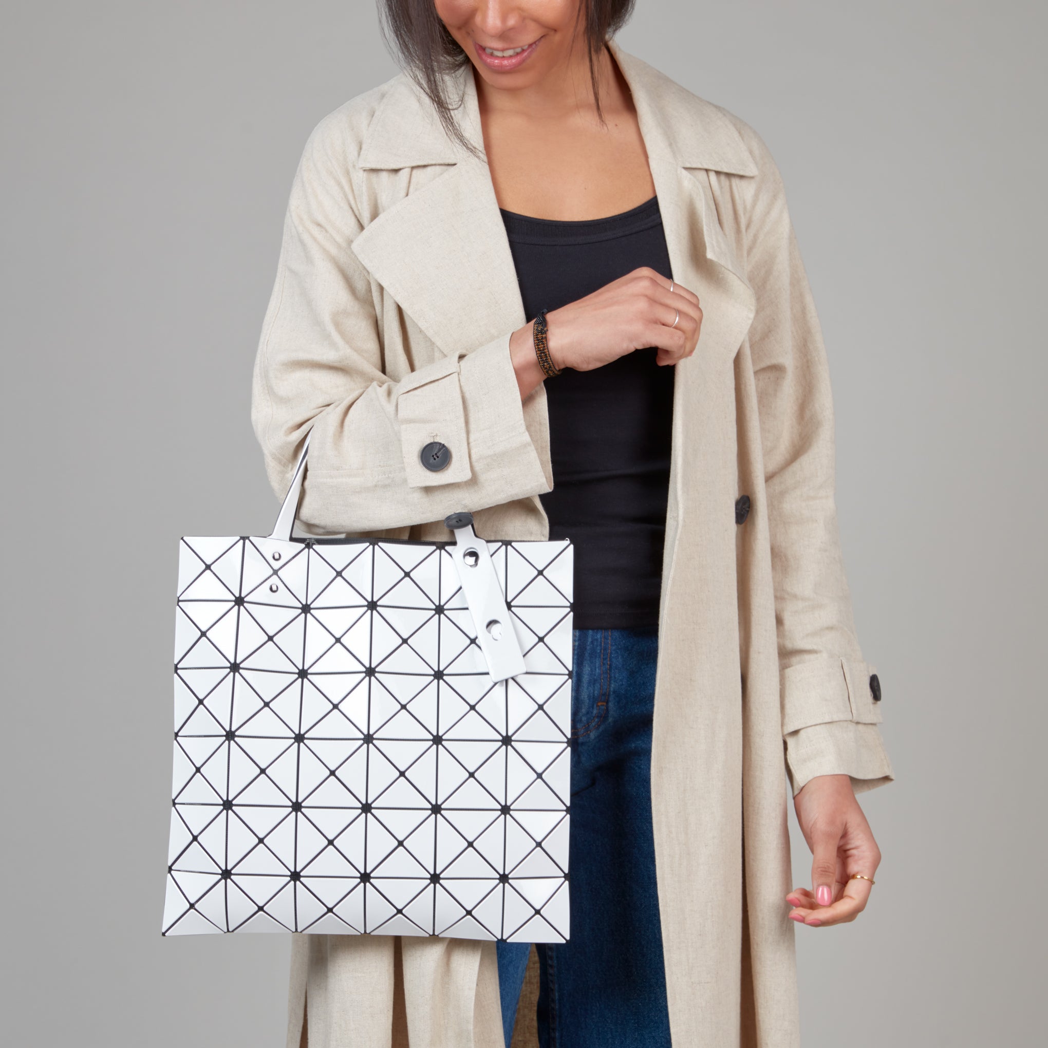 BAO BAO ISSEY MIYAKE Lucent Tote Bag - White - Image 2