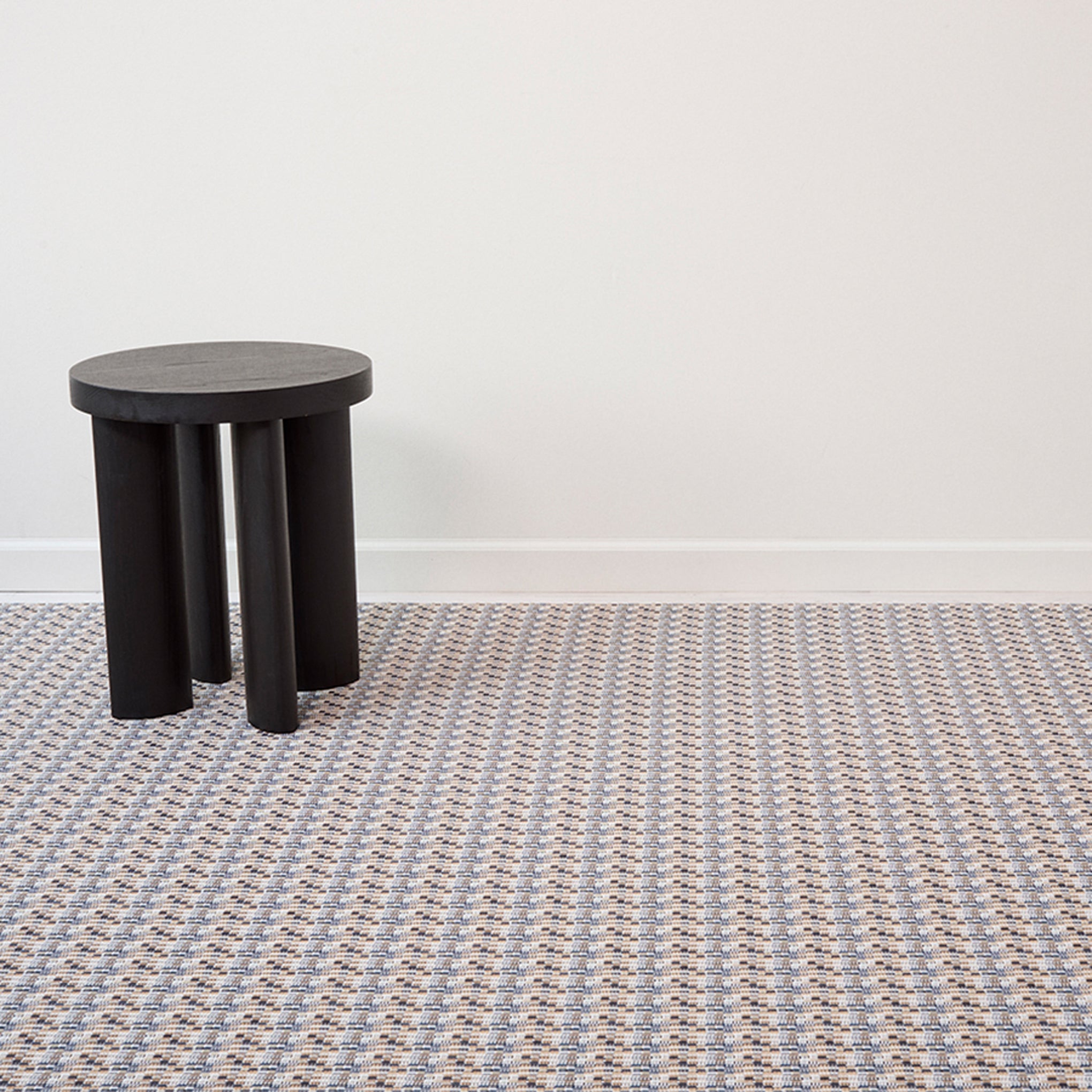 Chilewich Fable Floor Mat in Repurposed Fabric - Coast - Image 4