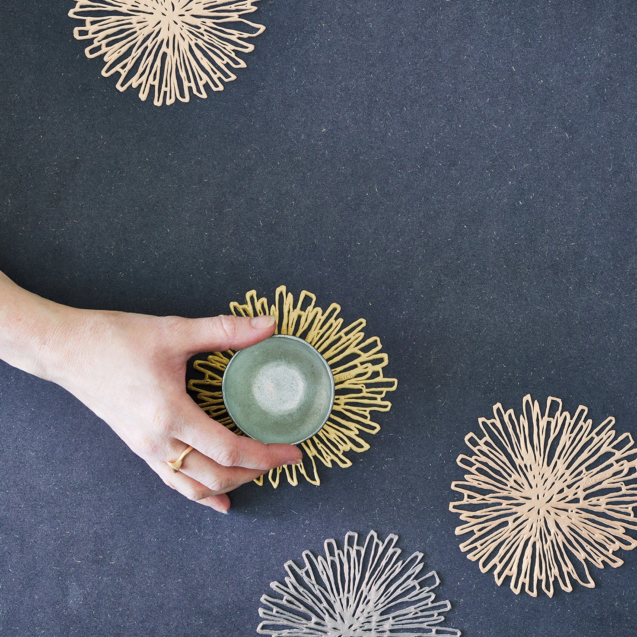 Chilewich Bloom Coasters - Set of 6 - Gilded - Image 2