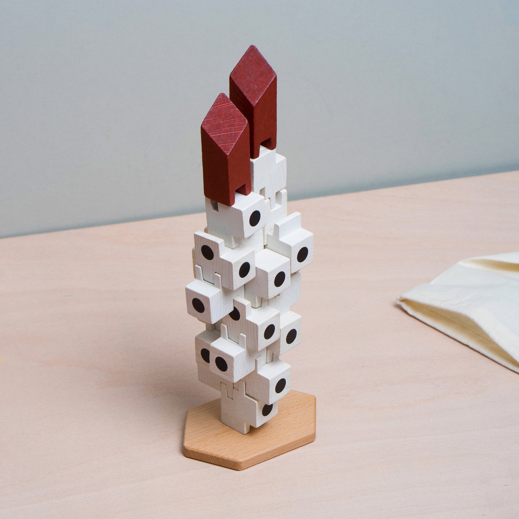 Blocks Capsule Tower Stacking Game - Image 2