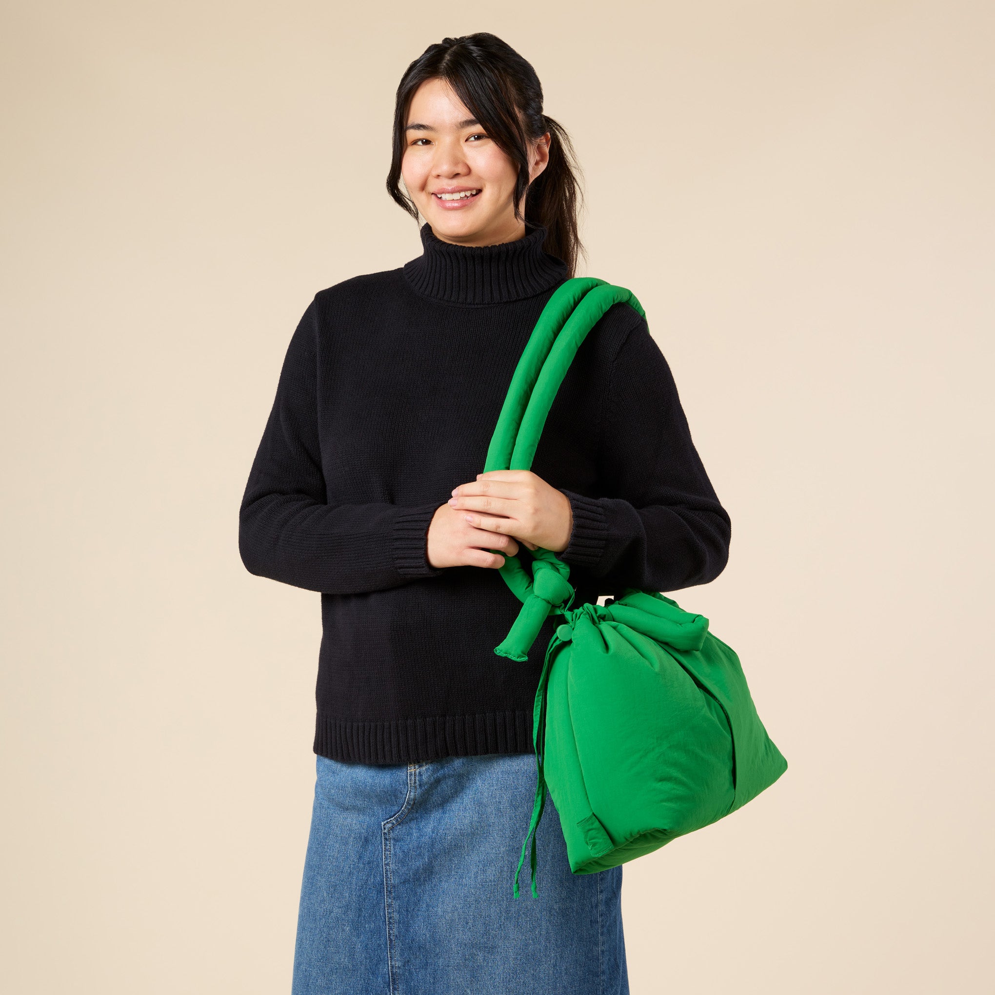 ?lend Ona Soft Convertible Bag - Green - Image 2