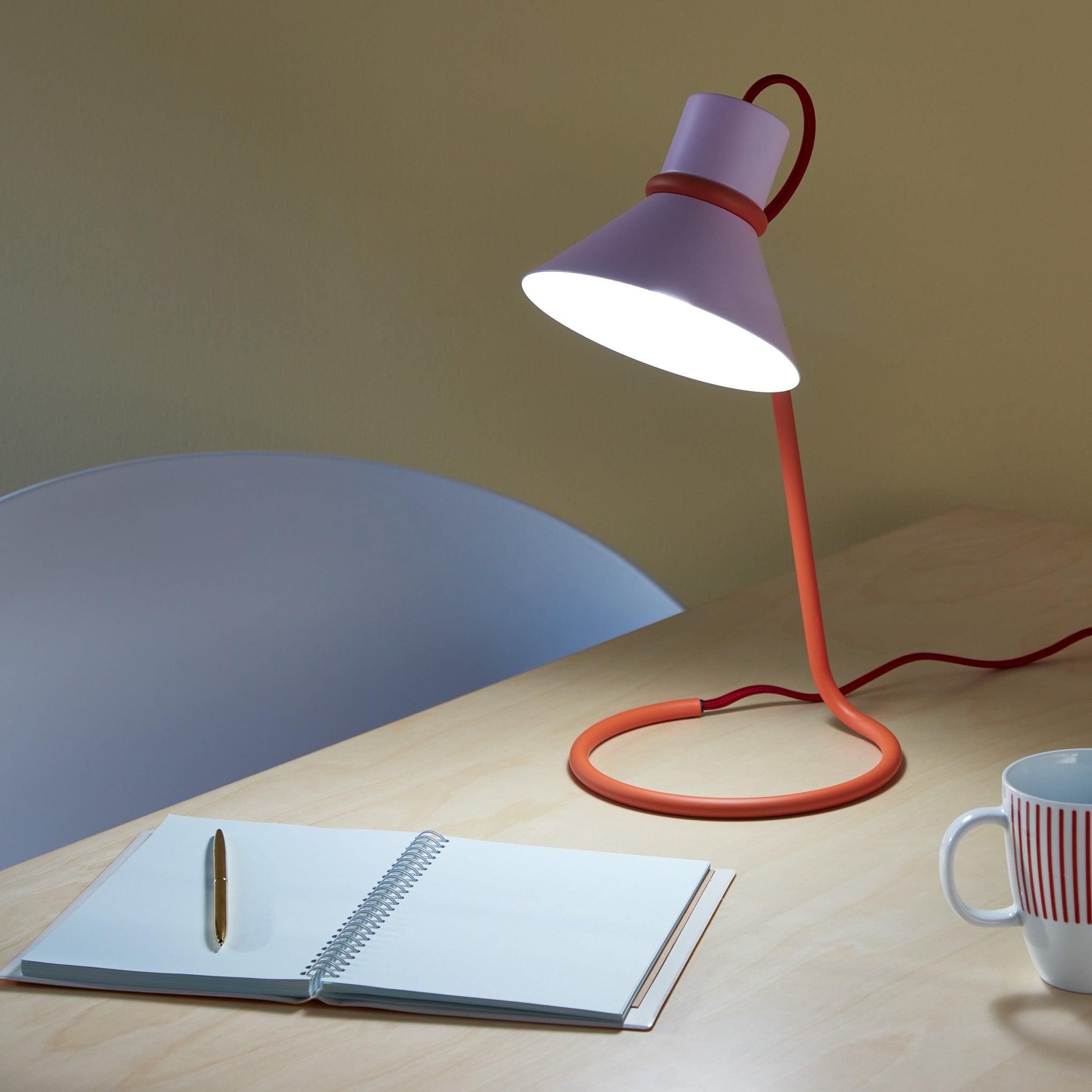 Loop de Loop Table Lamp - Pink/ Orange - Image 7