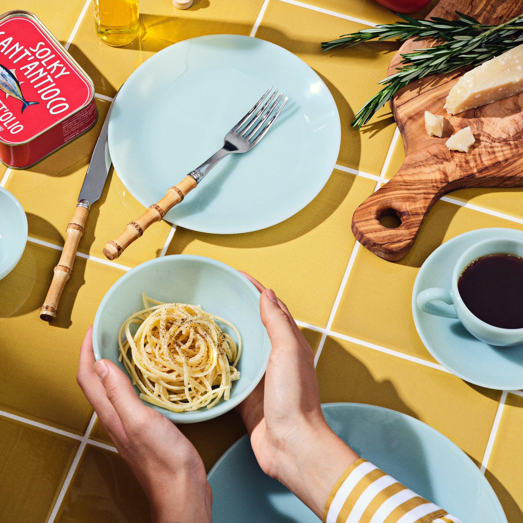 Milk Glass Pastel Dinnerware - Set of 4 - Dinner Plate set of 4 - Image 4