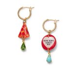 Haricot Vert Small Hoop Earrings with NYC Icon Charms - NY/ Pizza