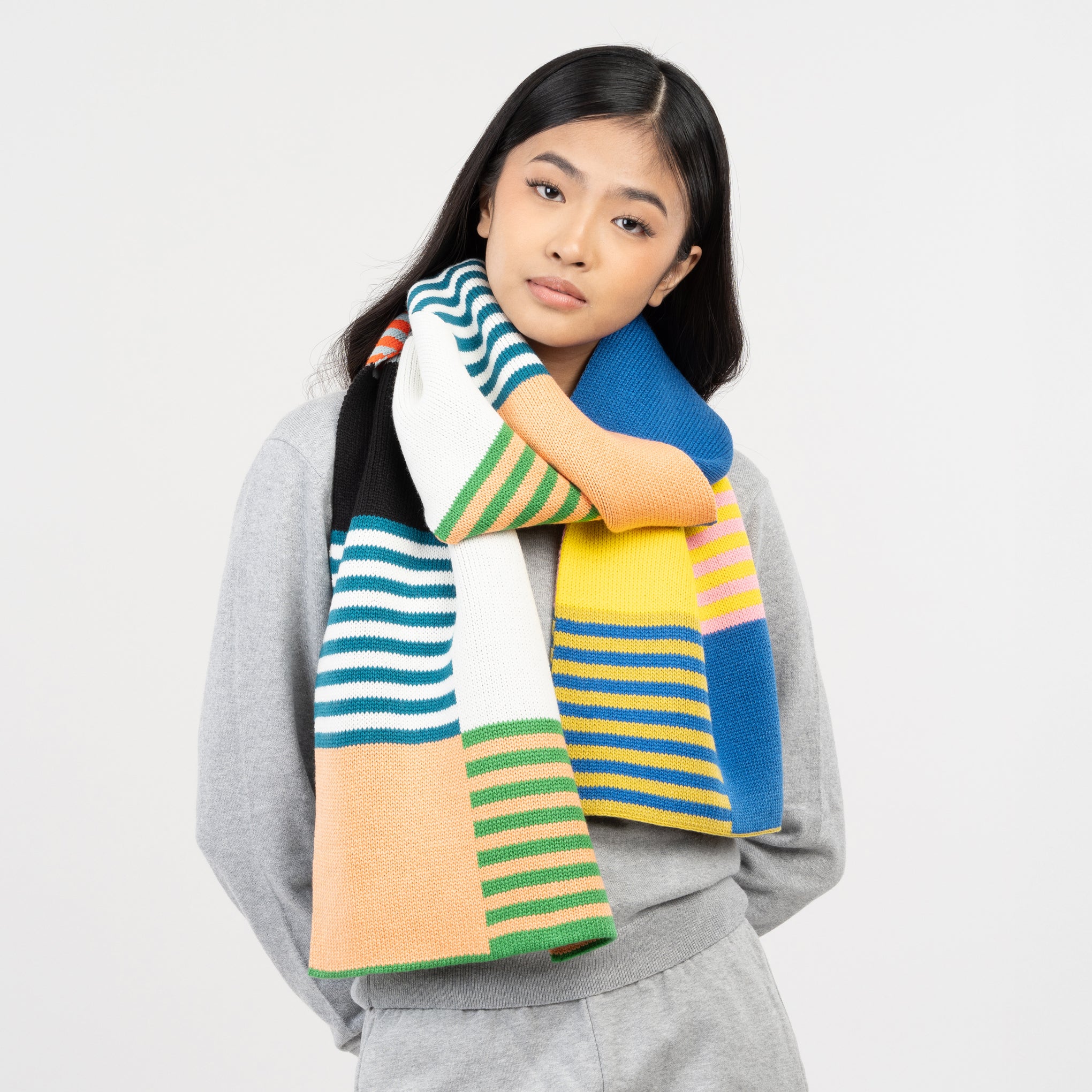 Verloop Oversized Block Stripe Scarf - Image 2