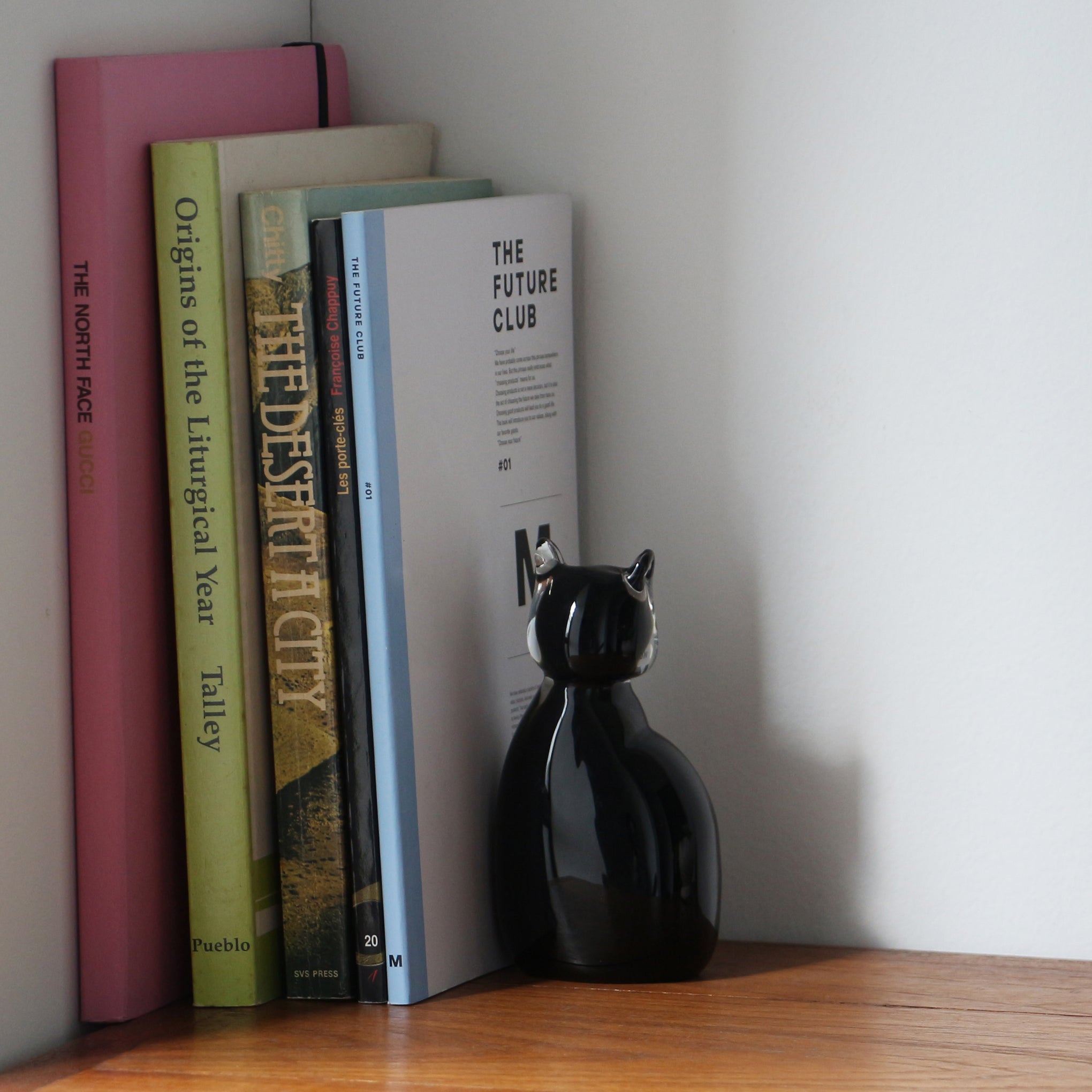 Glass Cat Object - Image 2