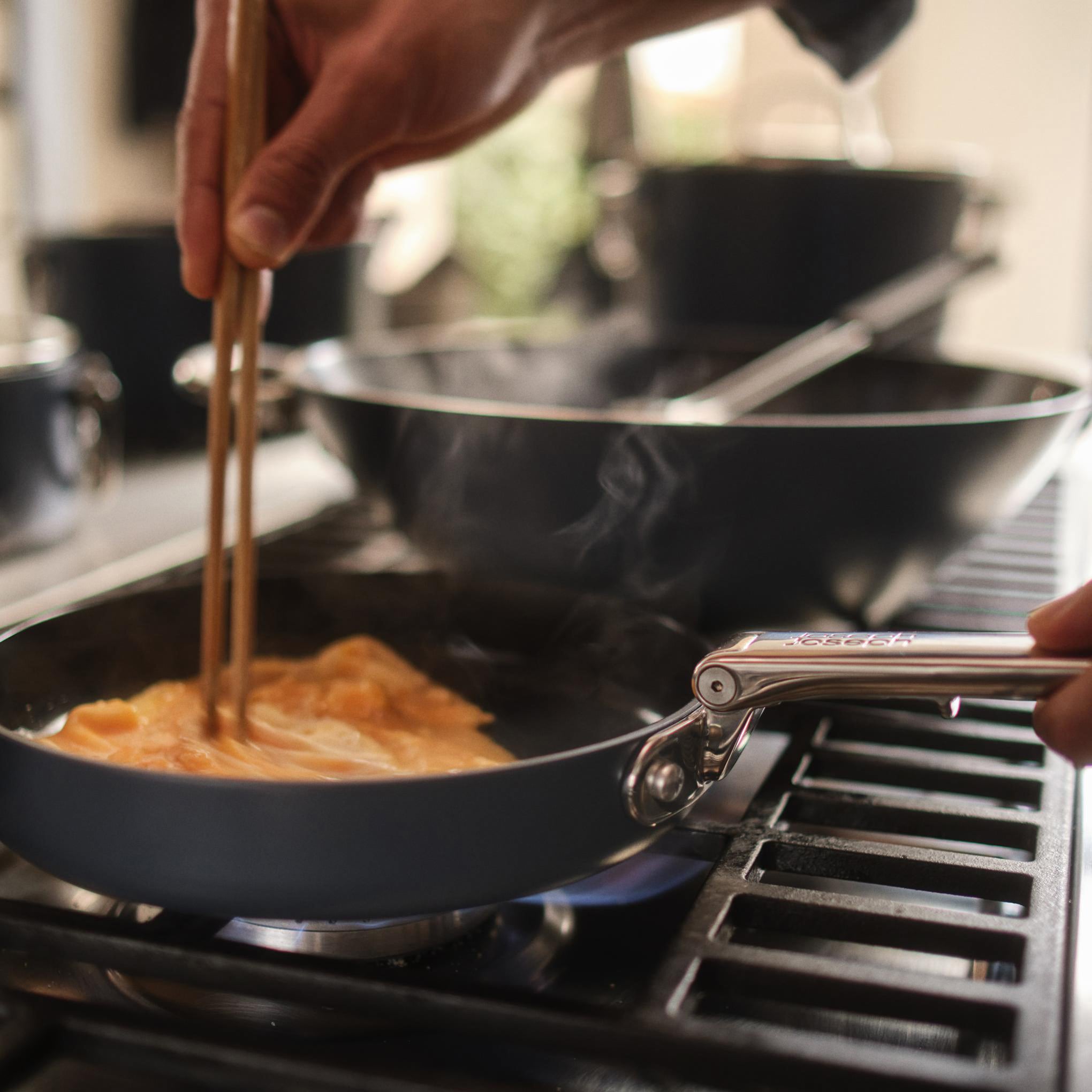 Space Cookware - Frying Pan - Image 4