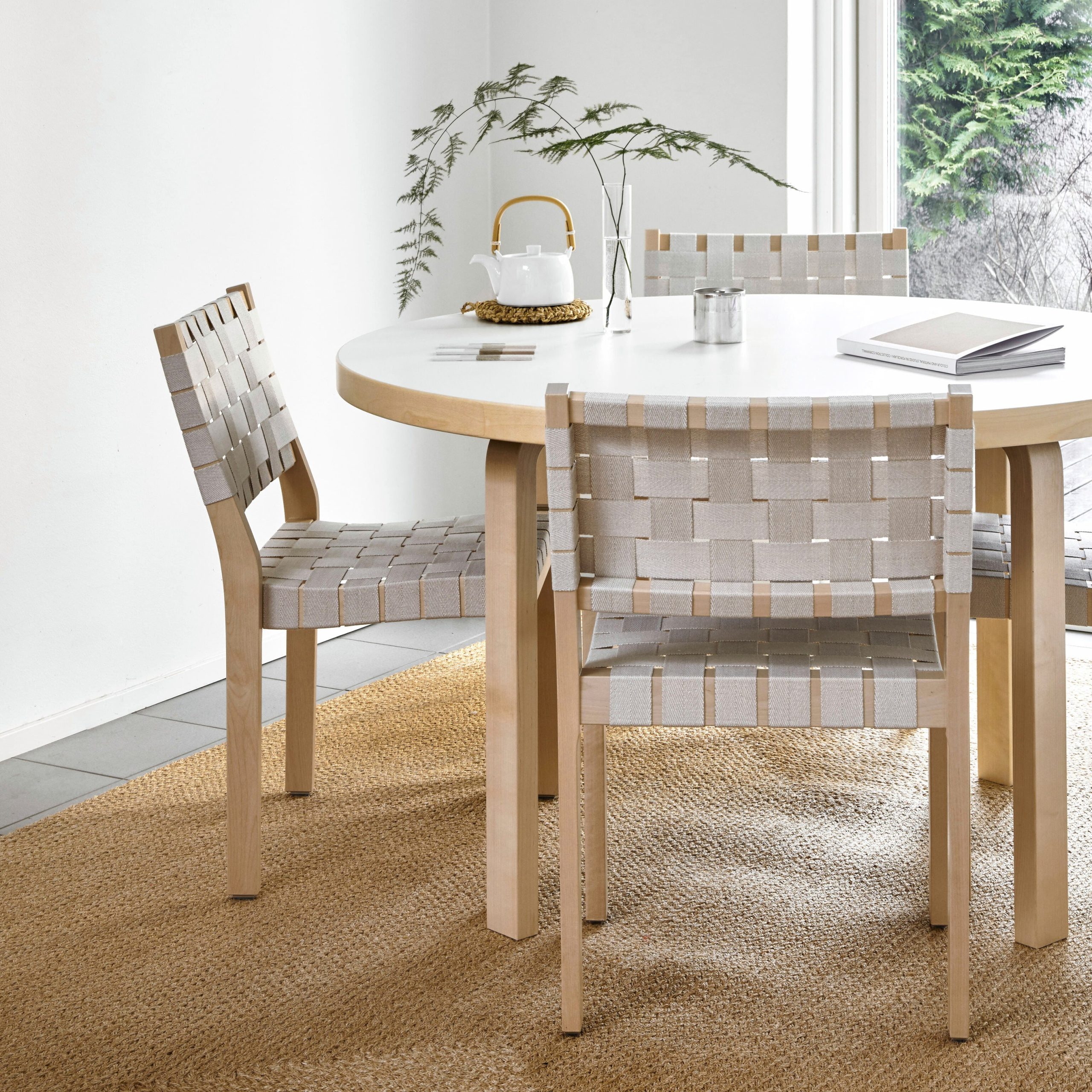 Artek Aalto Round Table 90B - White - Image 2