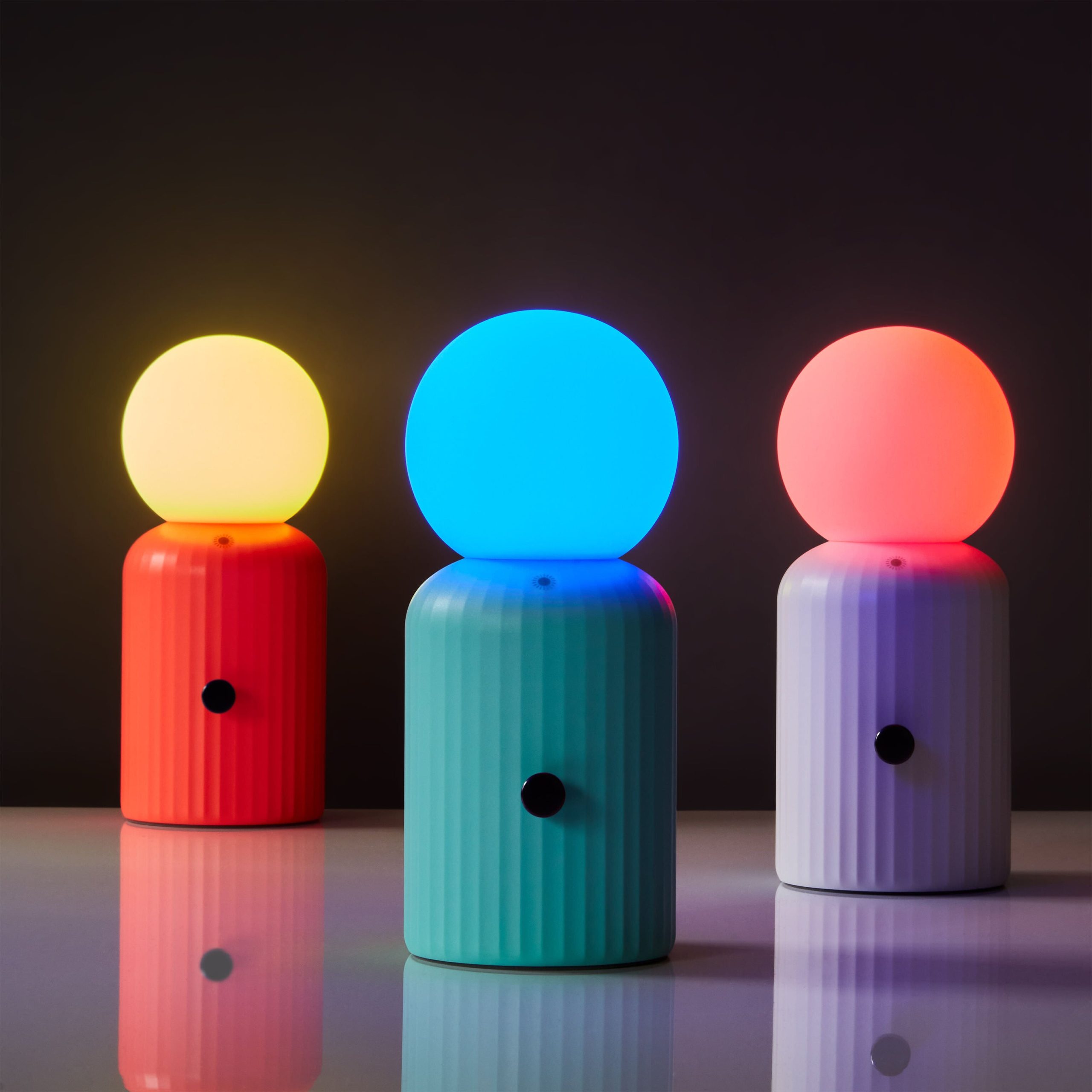 Skittle Portable Lamp - Coral - Image 4