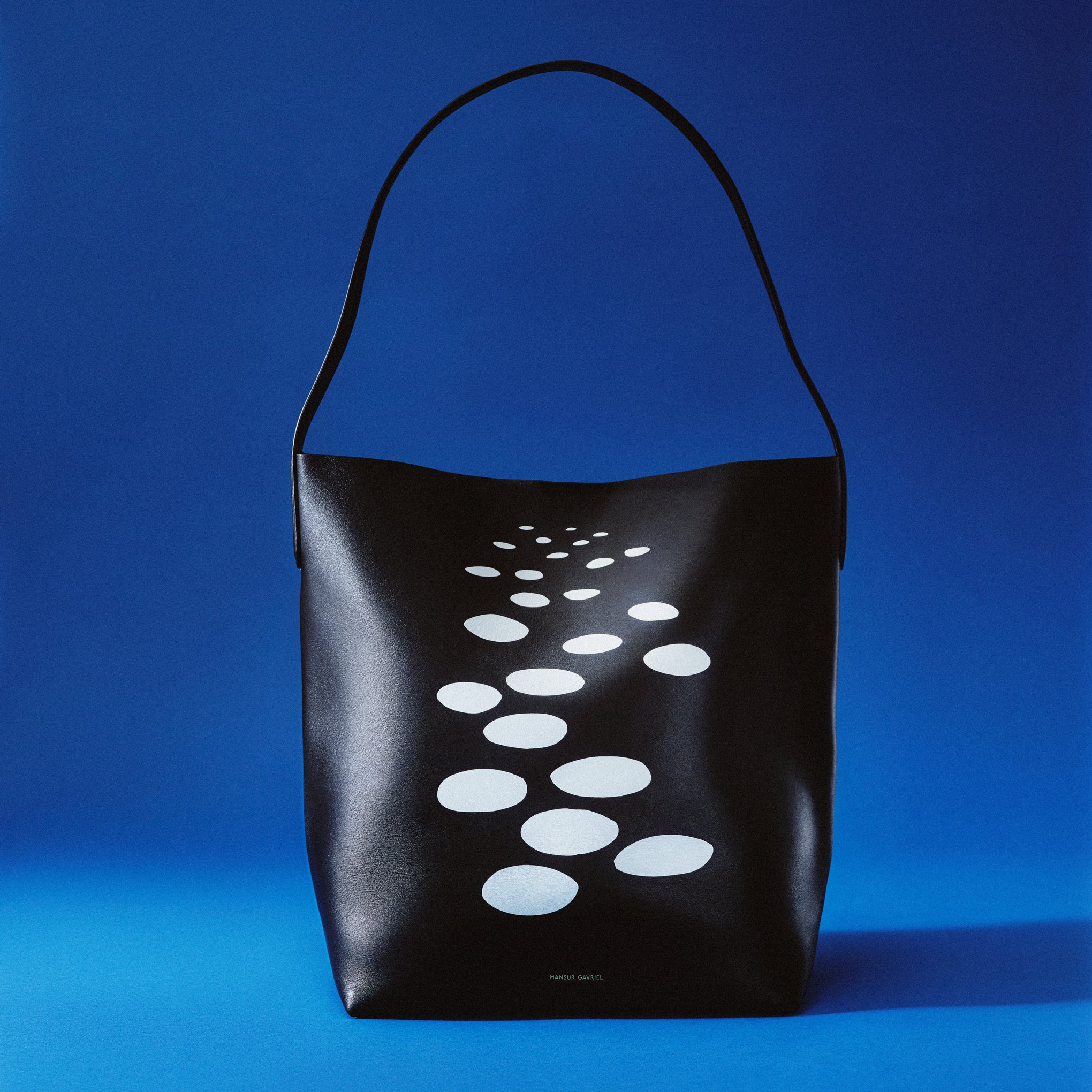 Alexander Calder Mansur Gavriel Everyday Cabas Leather Tote Bag - Dots Black - Image 2