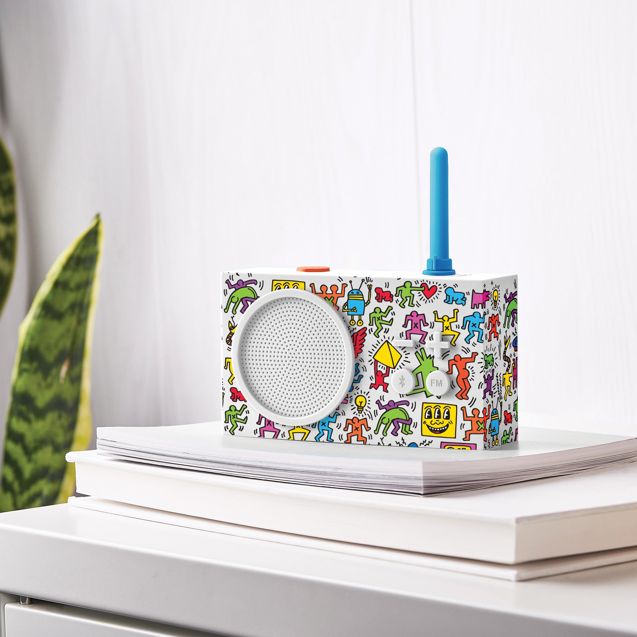 Artist Lexon Tykho 3 Radio and Bluetooth Speaker - Haring - Image 2