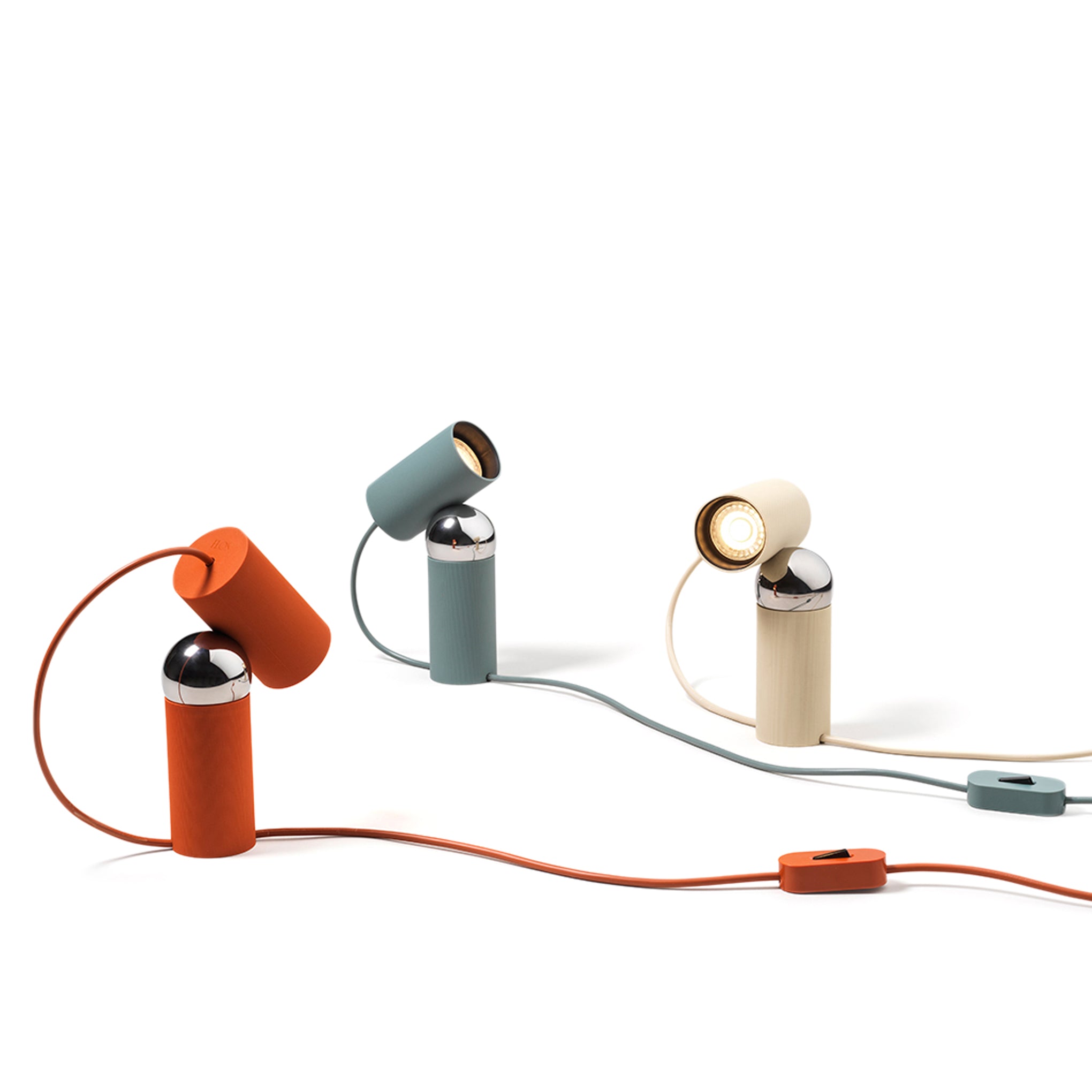 Bilboquet Table Lamp - Linen - Image 5