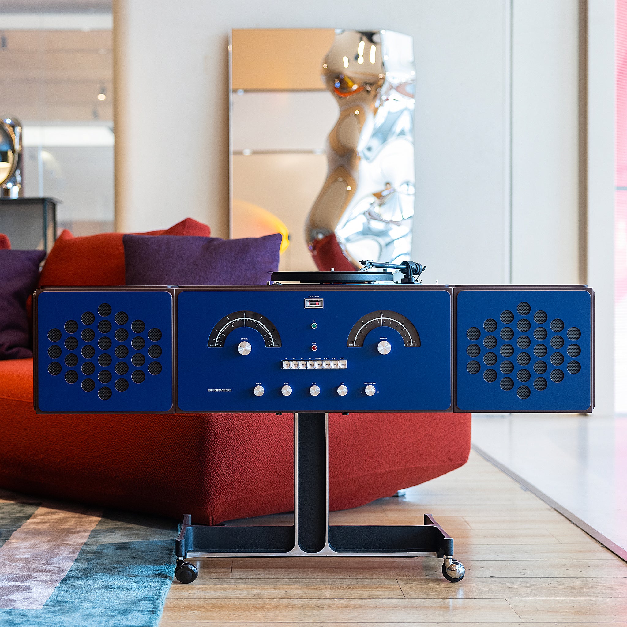 Brionvega Radiofonografo Radio and Turntable - Image 3