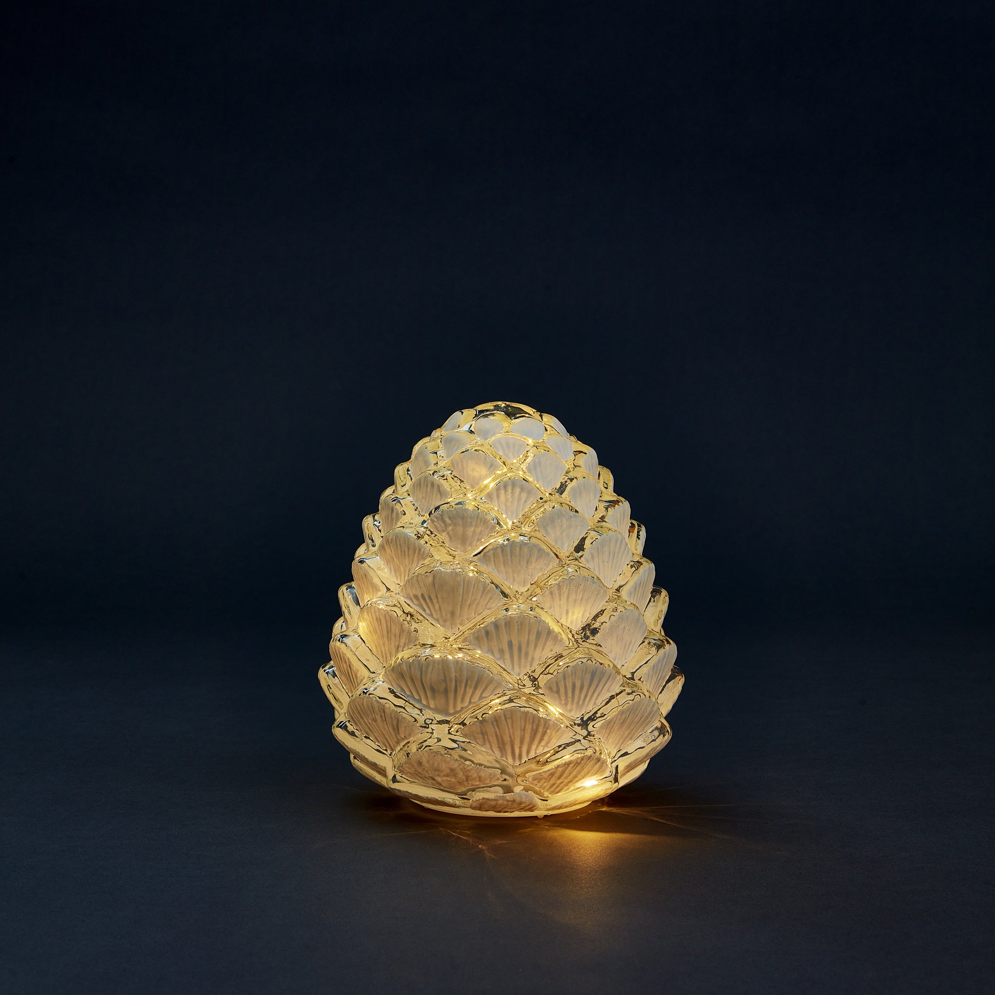 MoMA LED Pine Cone Light - Image 5